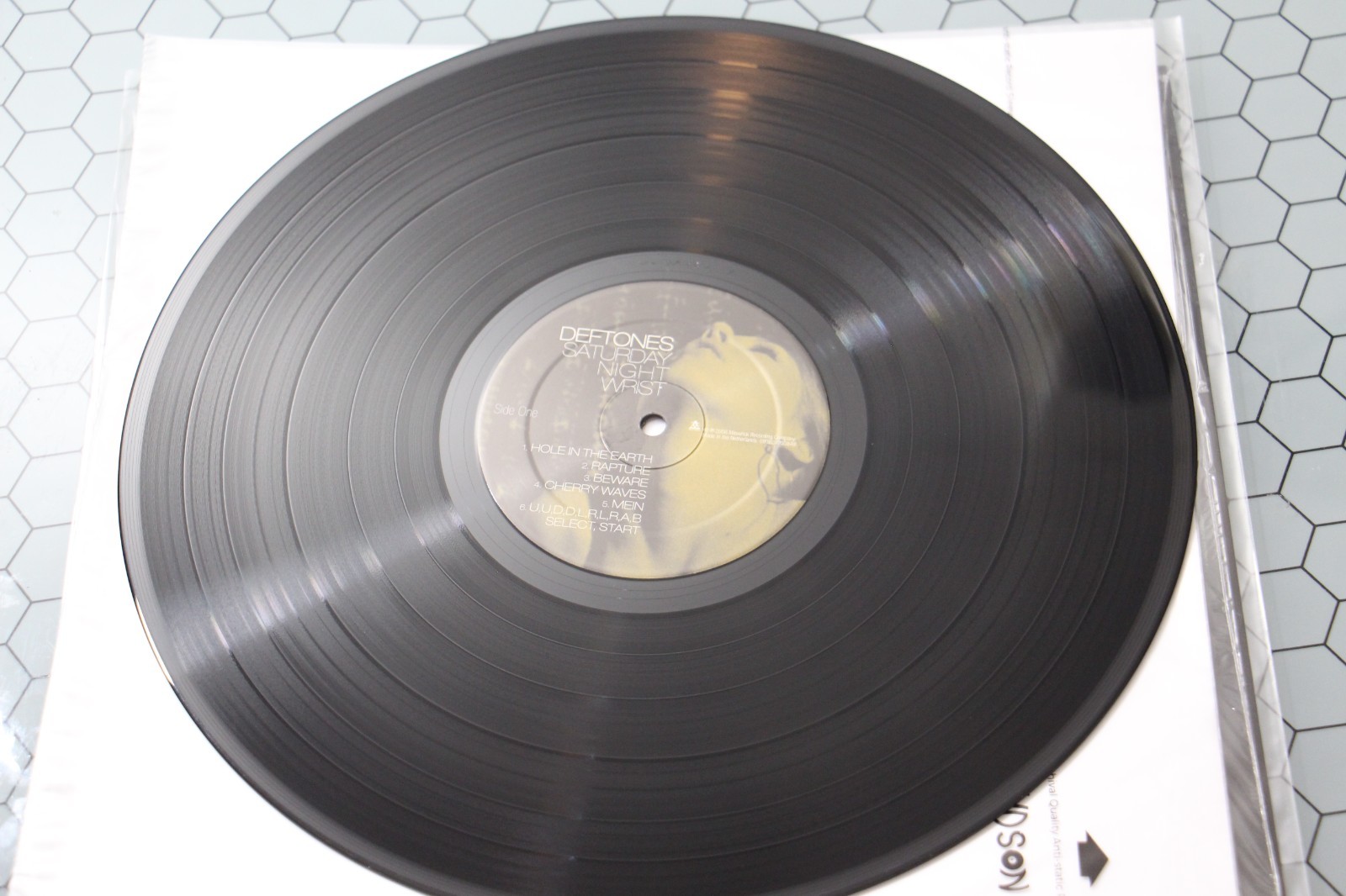 Deftones – Saturday Night Wrist, 2006 LP (2020’s RE) in SHRINK, Maverick 43239-1