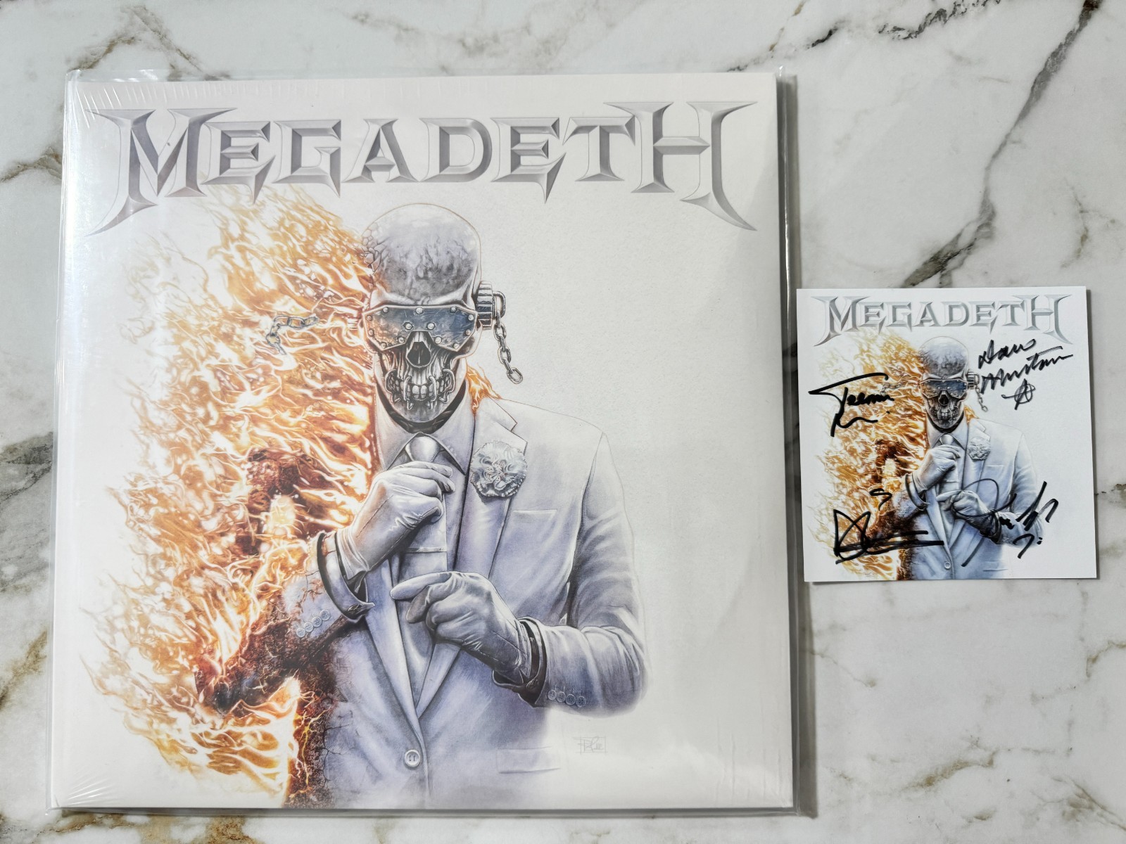 MEGADETH TSL Exclusive Blaze LP & Art Card SIGNED By Band