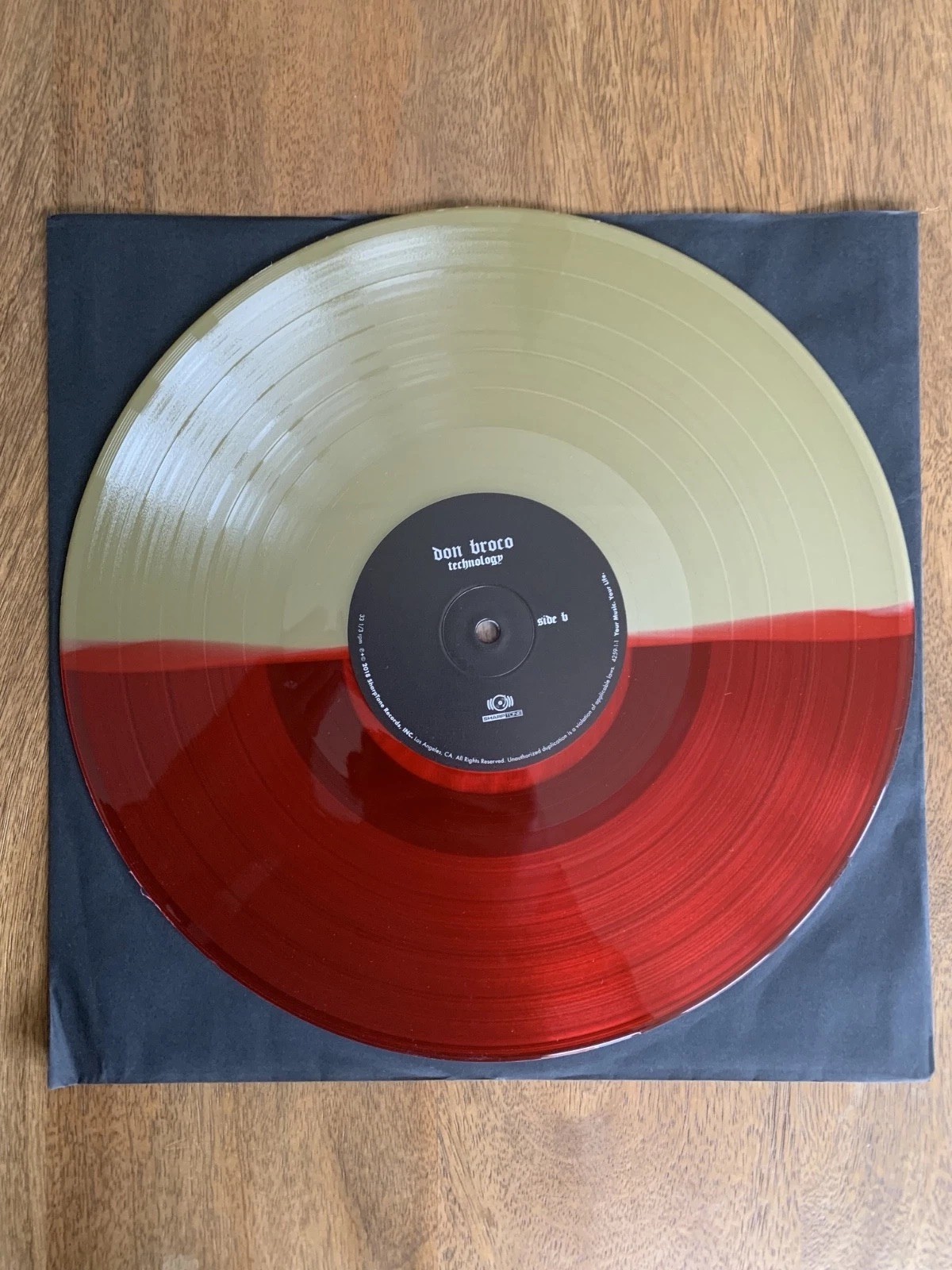 Don Broco – Technology ***SIGNED – RED/GOLD Split** 2018 – 2xLP Vinyl – EX/NM