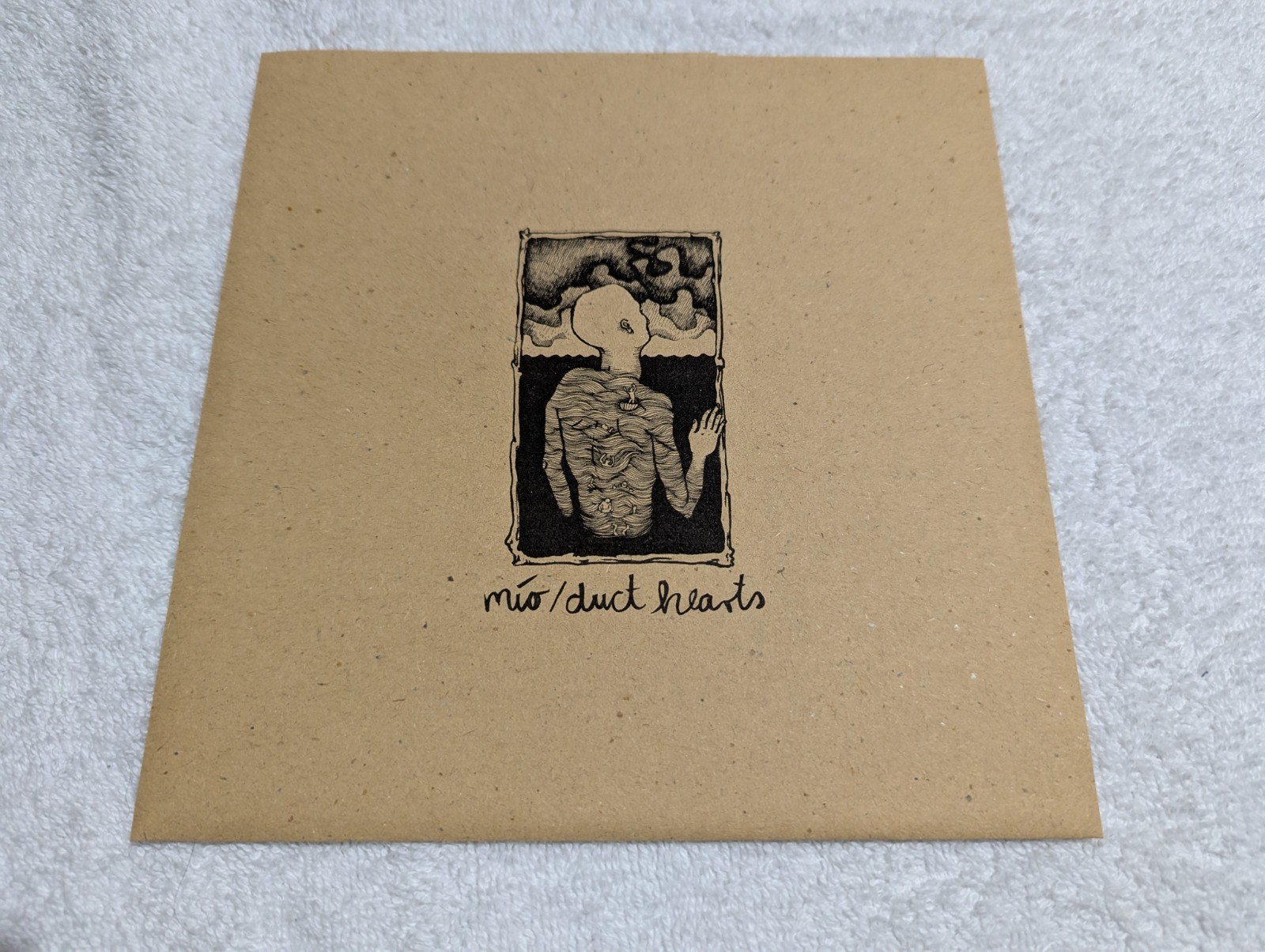 MIO / DUCT HEARTS 7″ Emo Time As A Color Human Hands June Paik
