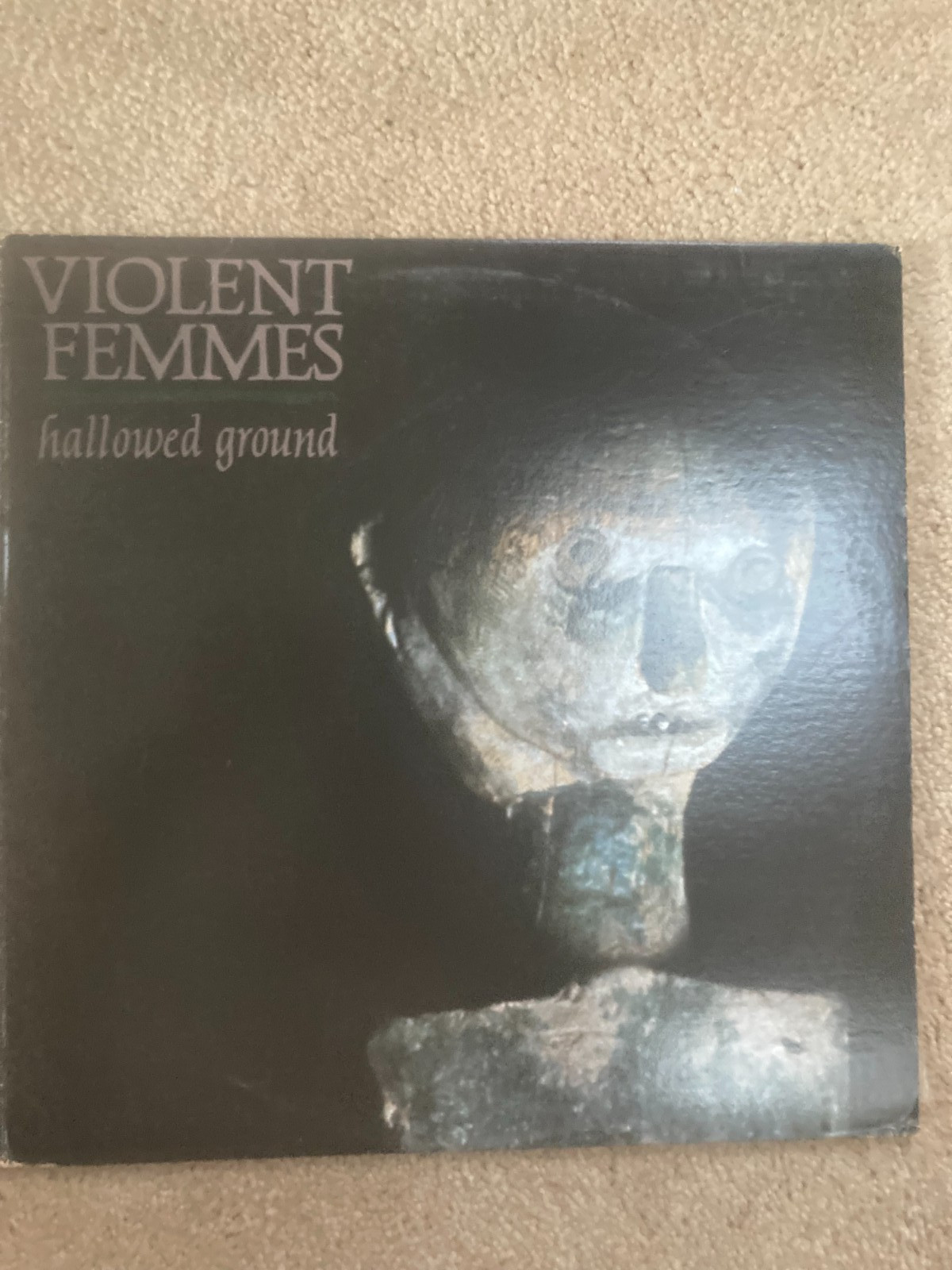 VIOLENT FEMMES – Hallowed Ground VINYL LP 1984 Slash 1-25094 VG+/VG+