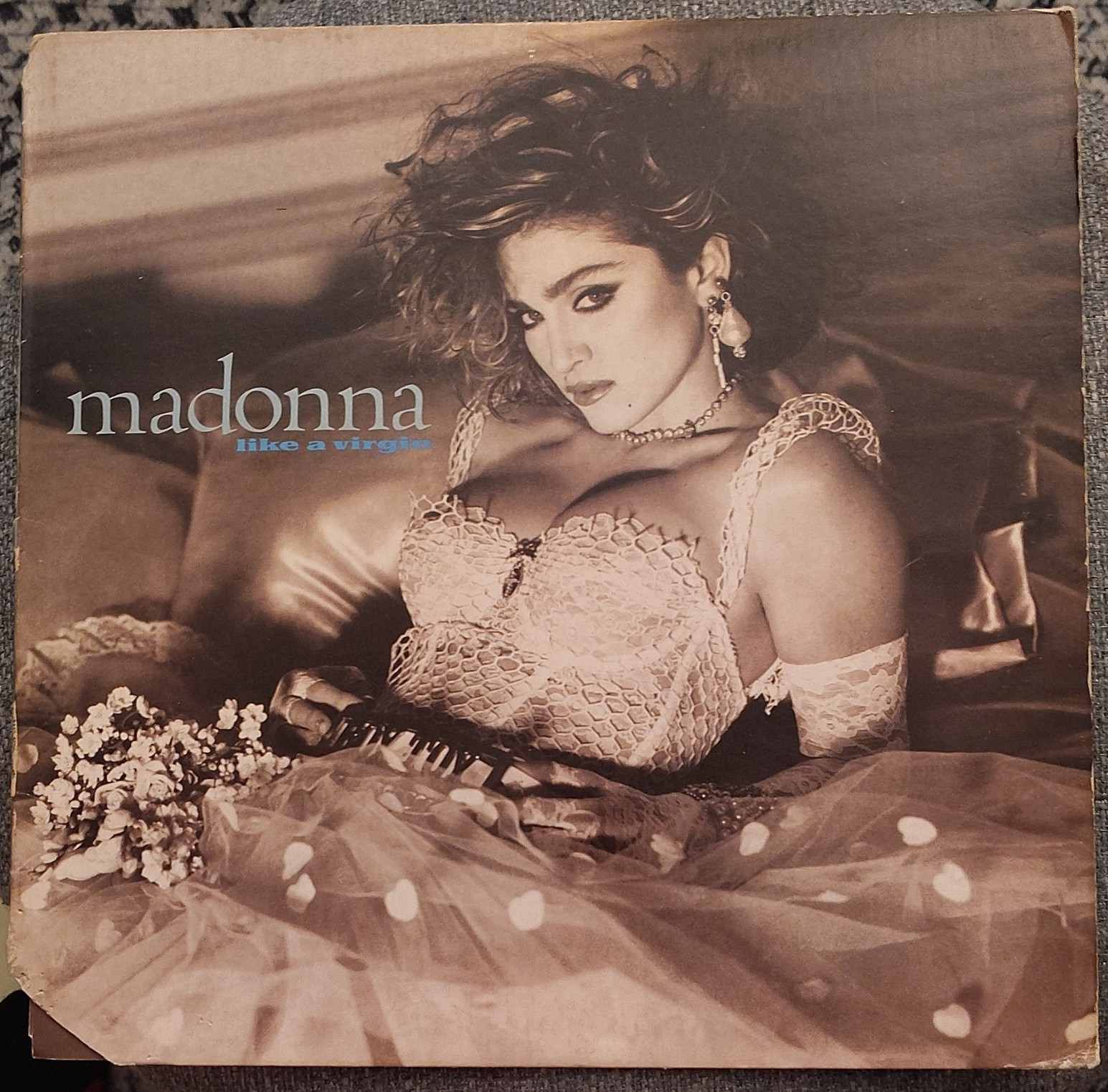 Madonna Like a Virgin 12″ Black Vinyl LP 33 RPM Sire 1984 W1 25157