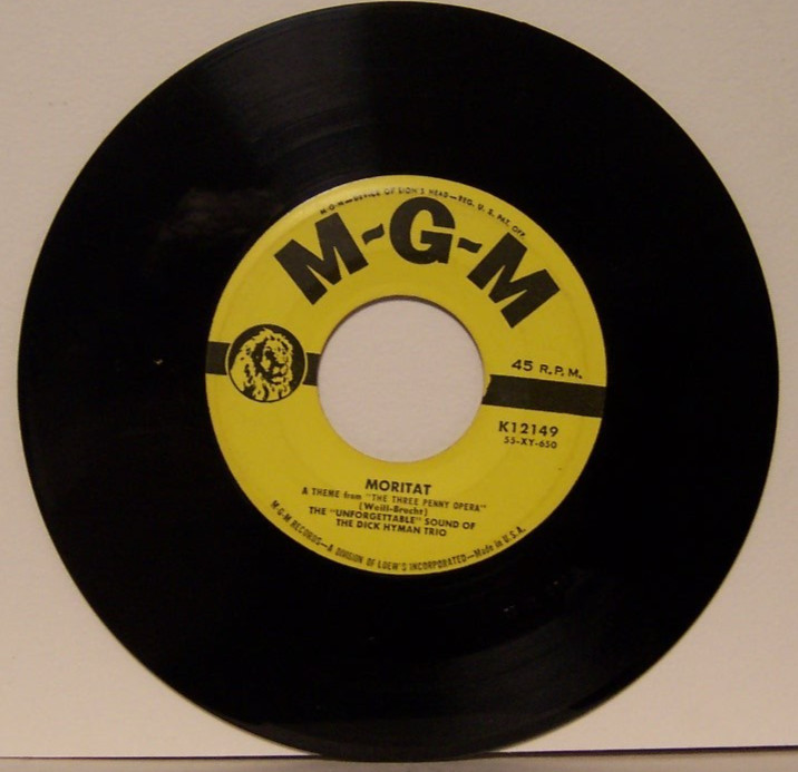 DICK HYMAN TRIO – BAUBLES, BANGLES & BEADS / MORITAT- 1955 7″ 45rpm VINYL RECORD