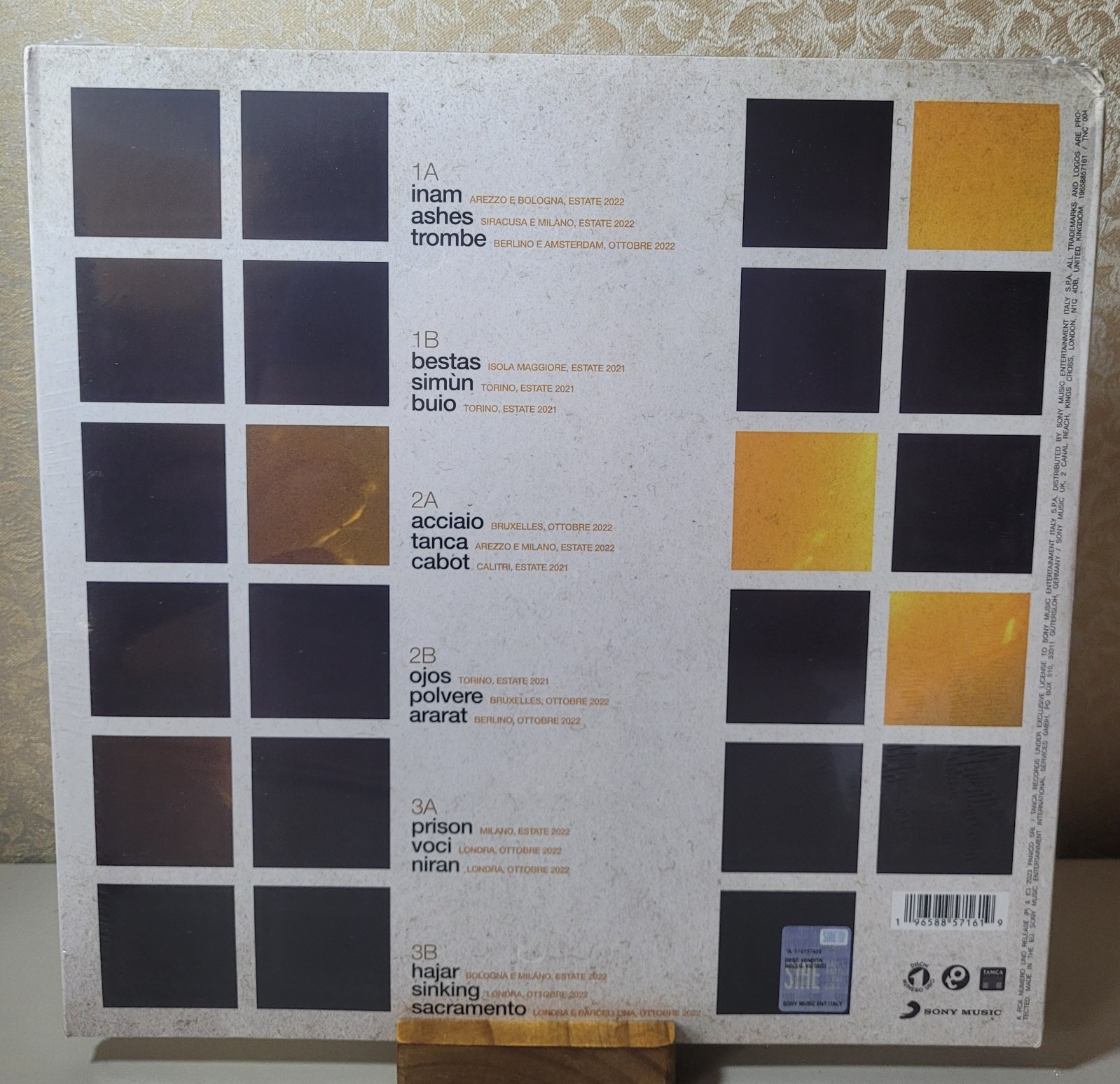 Qui Noi Cadiamo Verso Il Fondo Gelido (Sealed & New)w/minor sleeve damage