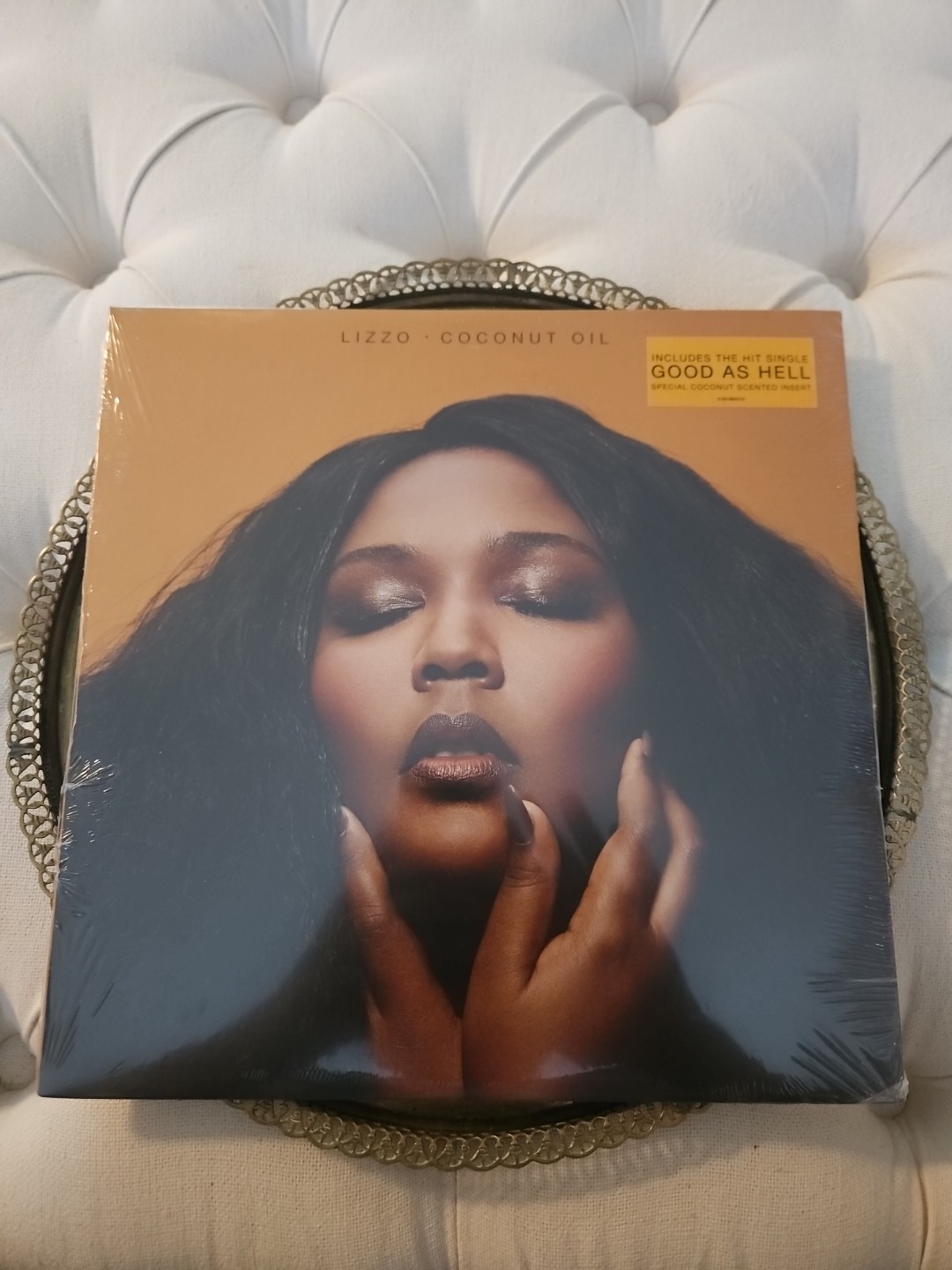 Lizzo – Coconut Oil (2019, “Coconut Scented Insert” Vinyl LP Record Album)