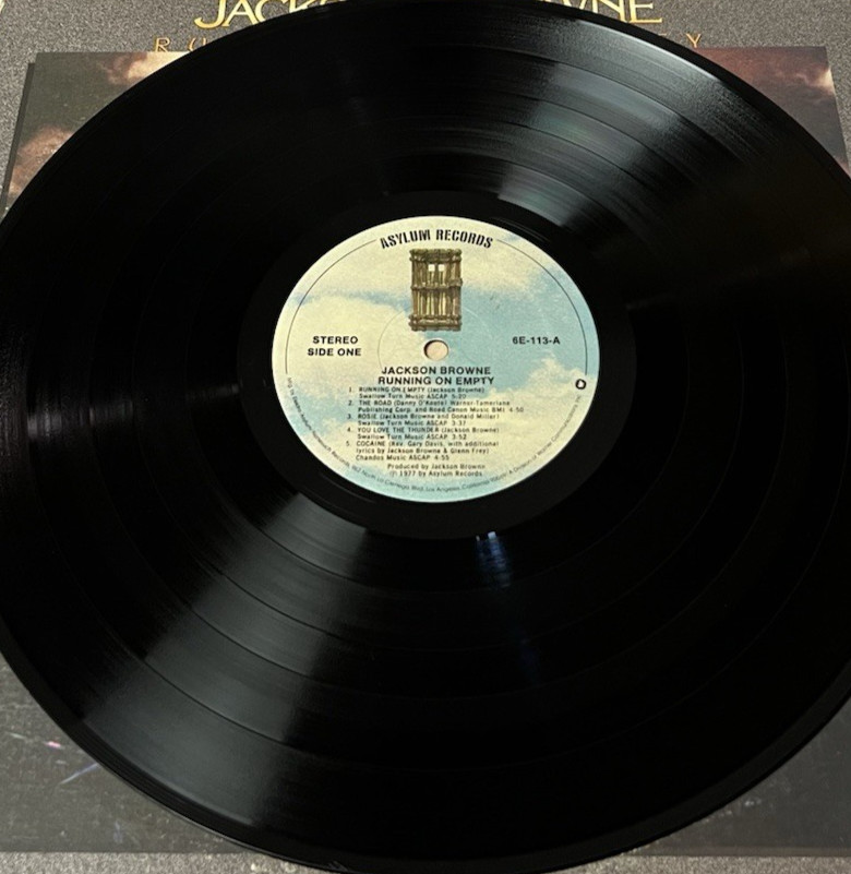 JACKSON BROWNE – Running On Empty / Vinyl LP Record / 1977 Asylum 6E-113