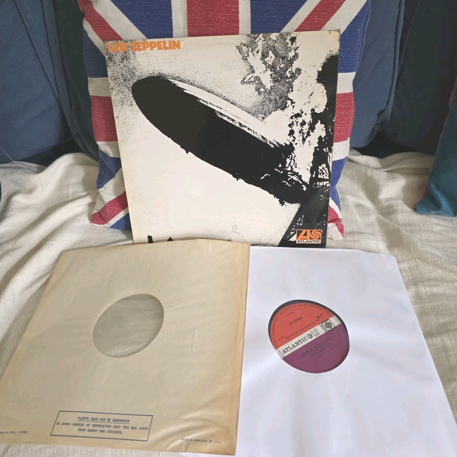 Led Zeppelin Debut SILVER STRIPE UK 1st press 1969 A1B1 Near Mint