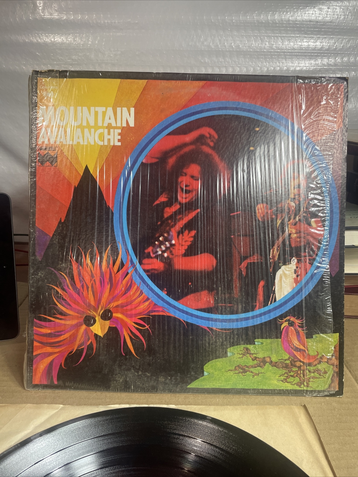 MOUNTAIN “AVALANCHE” LP 1974 WINDFALL / COLUMBIA KC-33088 ROCK USA