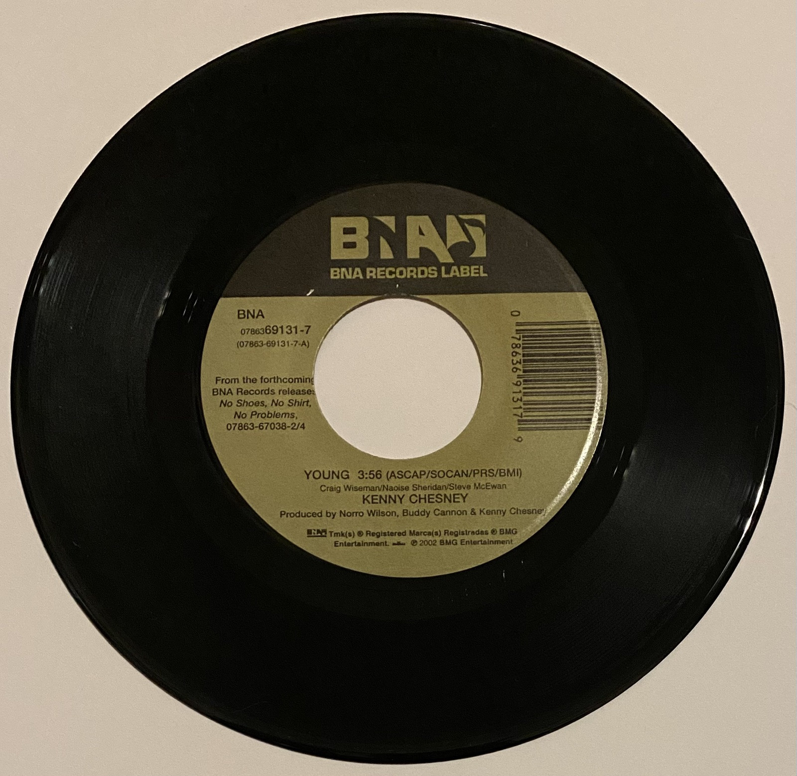 Kenny Chesney ” For The First Time / Young ” 45 vinyl Country record 7”