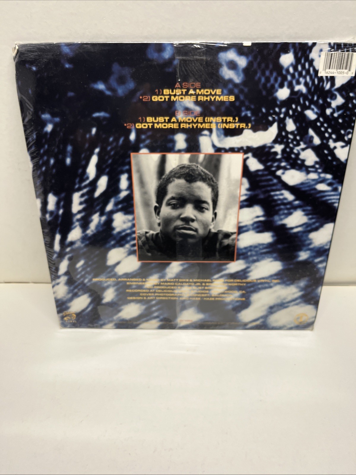 YOUNG MC BUST A MOVE / GOT MORE RHYMES 12″ DV 1005 FACTORY SEALED.