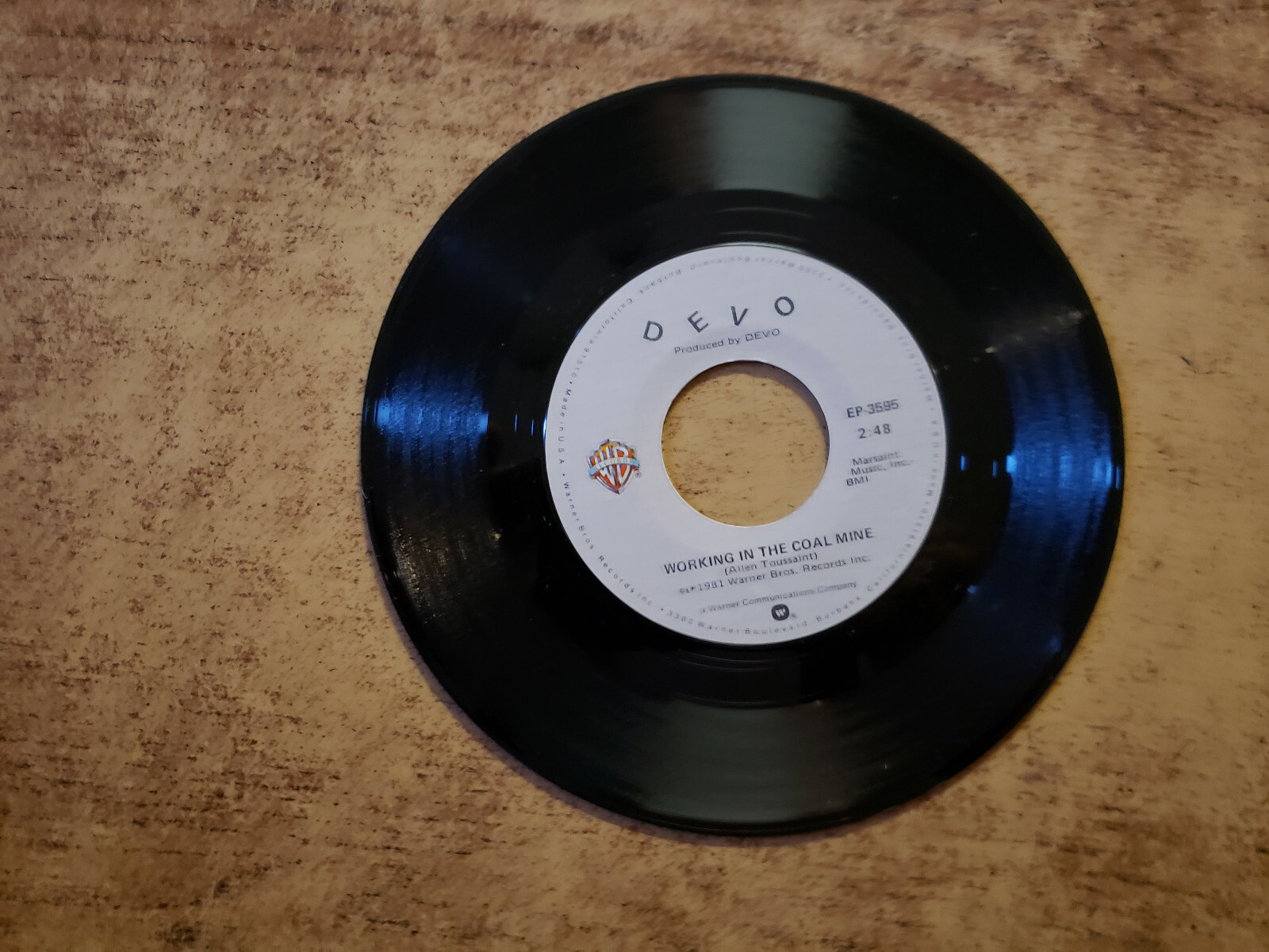 1980S MINT-EXC Devo – Working In The Coal Mine 3595 EP45