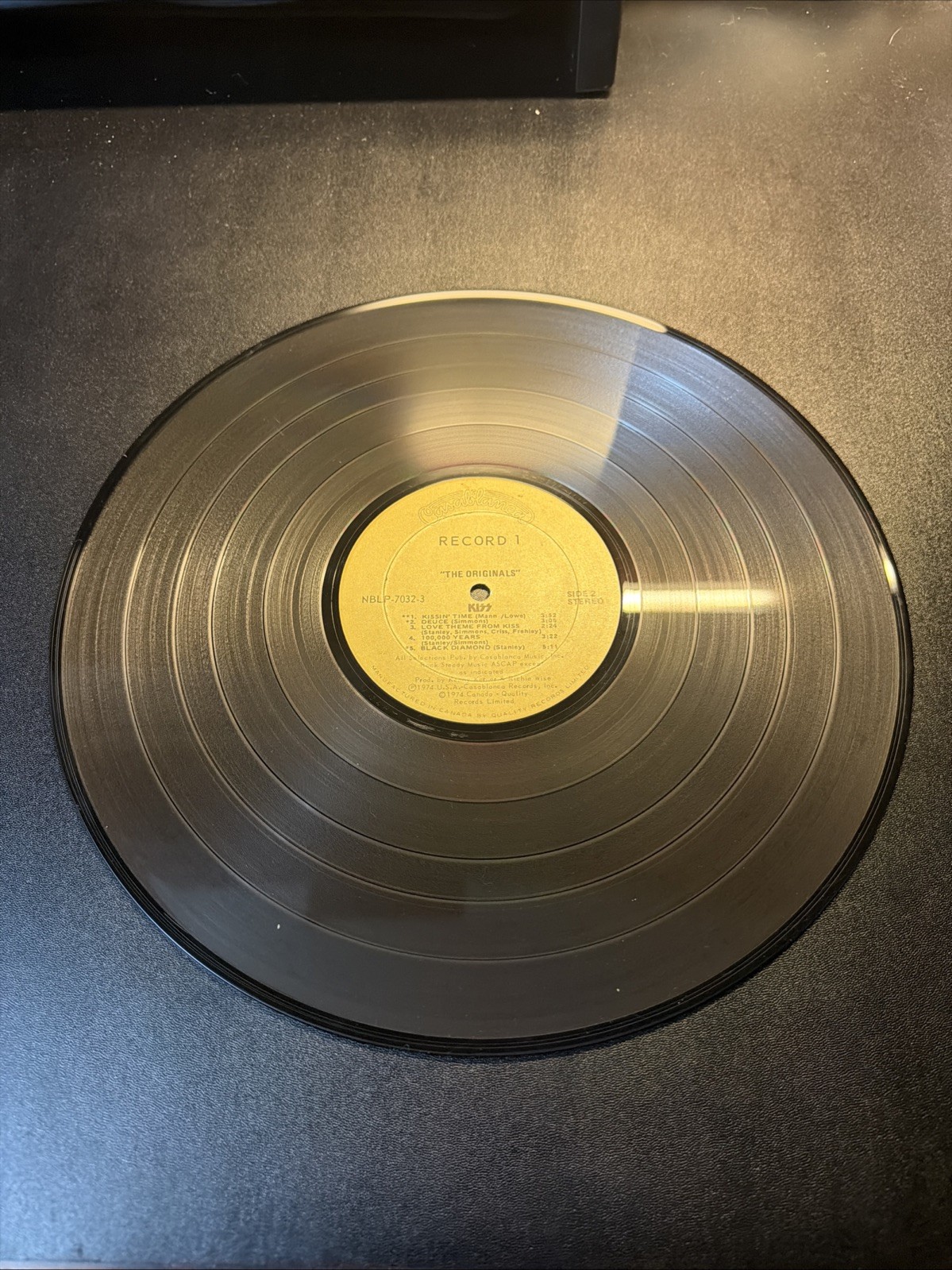 1976 KISS The Originals Vinyl Record LP with Inserts. Limited Edition 1st Print