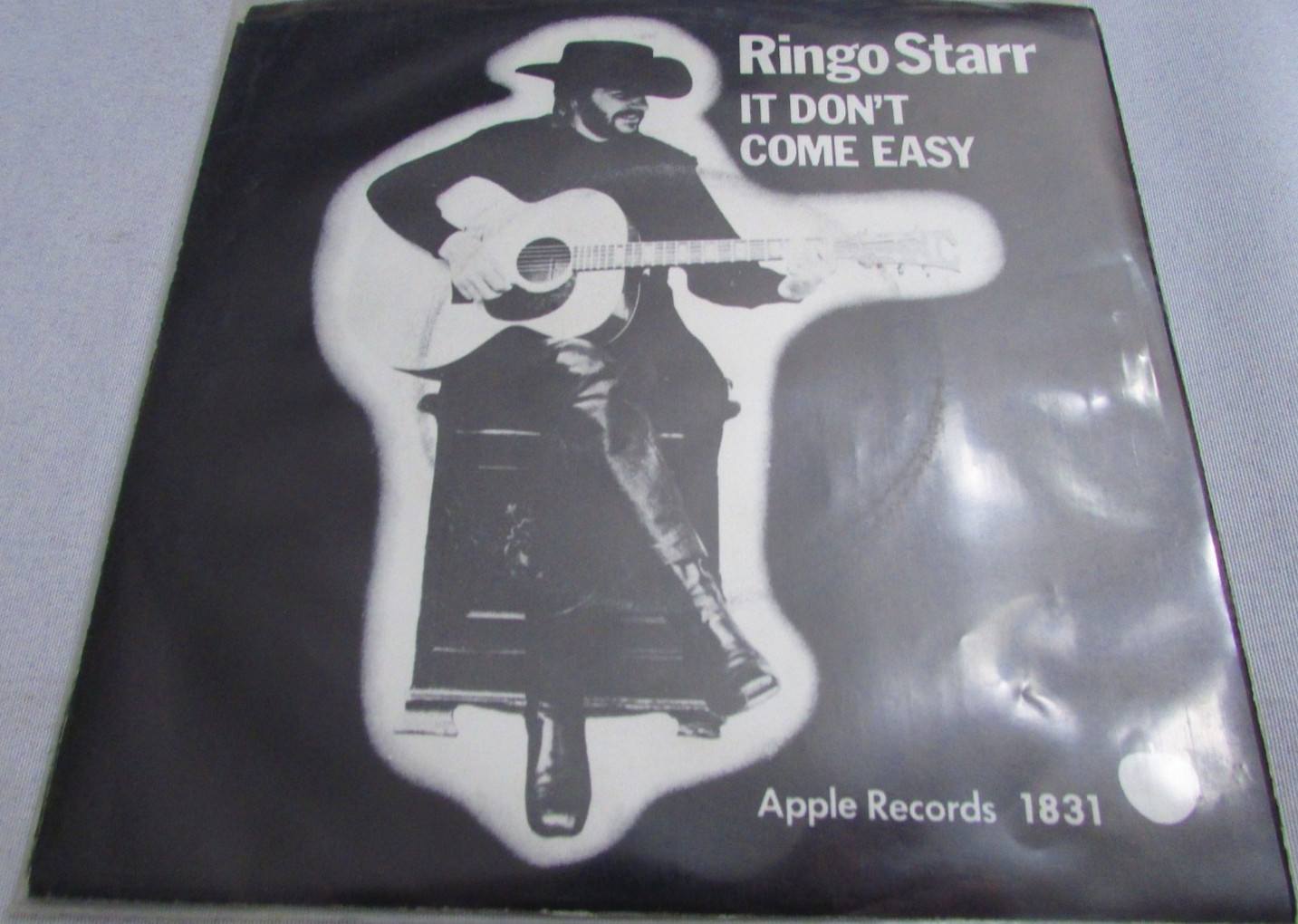 RINGO STARR IT DON’T COME EASY 7″ 45 RPM VINYL NM/NM R58