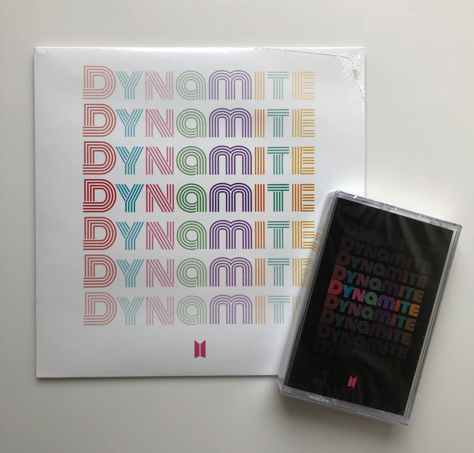 【BTS】Official Dynamite Vinyl 7″ & Cassette Tape Set Limited Edition Sealed