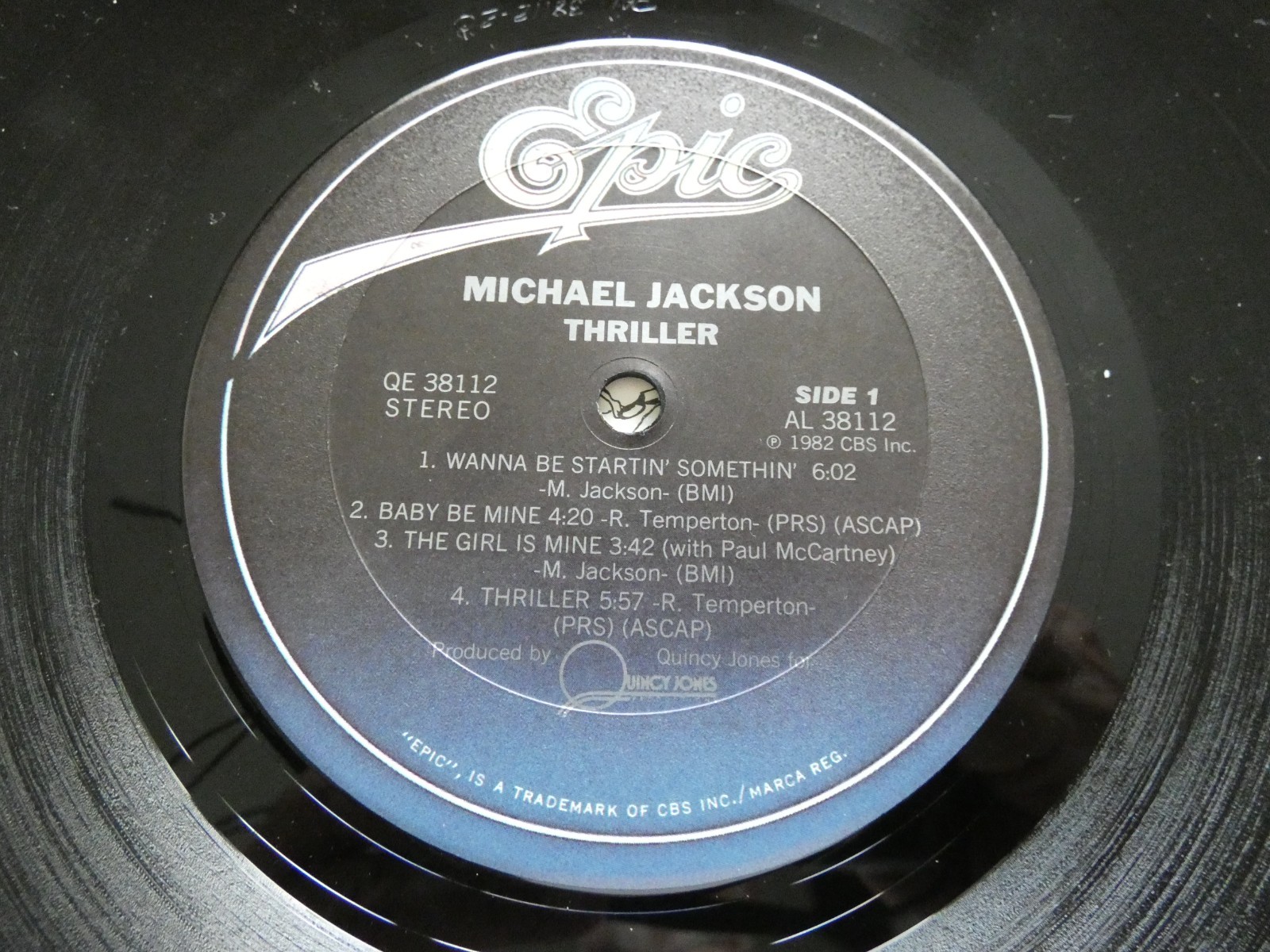 1982 MICHEAL JACKSON “THRILLER” EPIC QE 38112 GATEFOLD POP EX