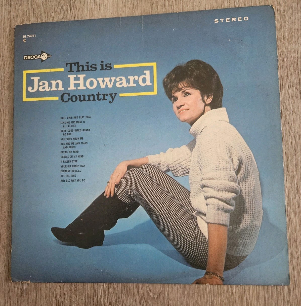 Lot of 10~Country Females~Barbara Fairchild, Susan Raye, Donna Fargo, Jan Howa**