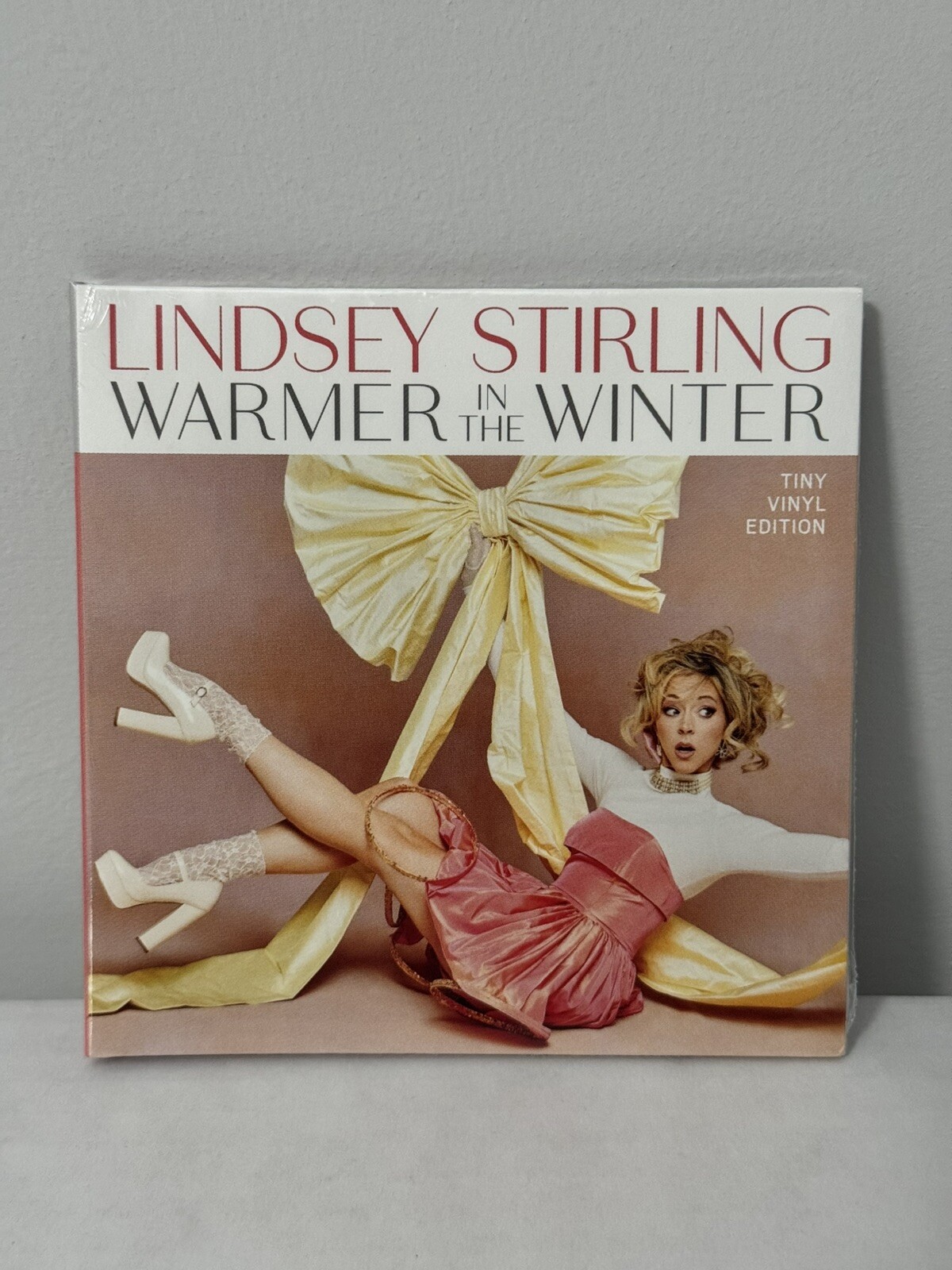 LINDSEY STIRLING & SABRINA CARPENTER WARMER IN THE WINTER 4″ SINGLE PRESALE NEW