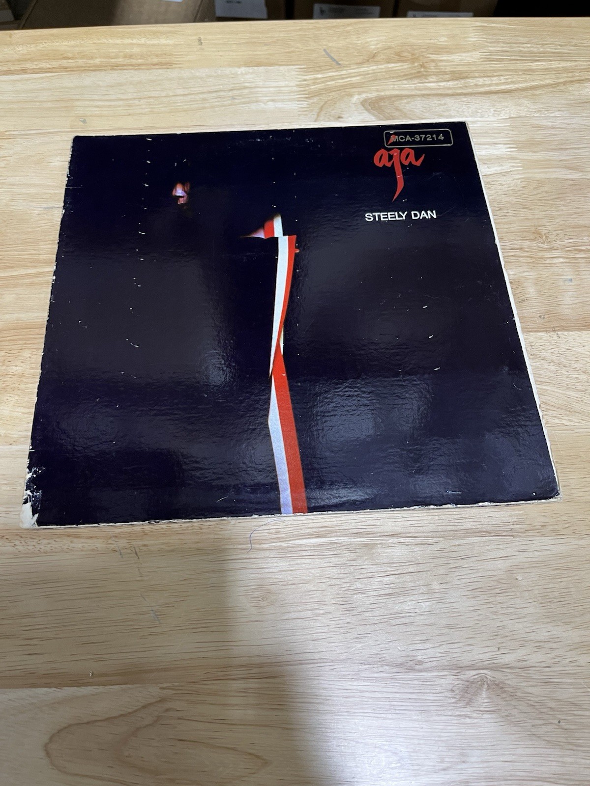 Steely Dan Aja LP. Gold Foil Stamp. MCA-37214, Gatefold. AA-1006. VG