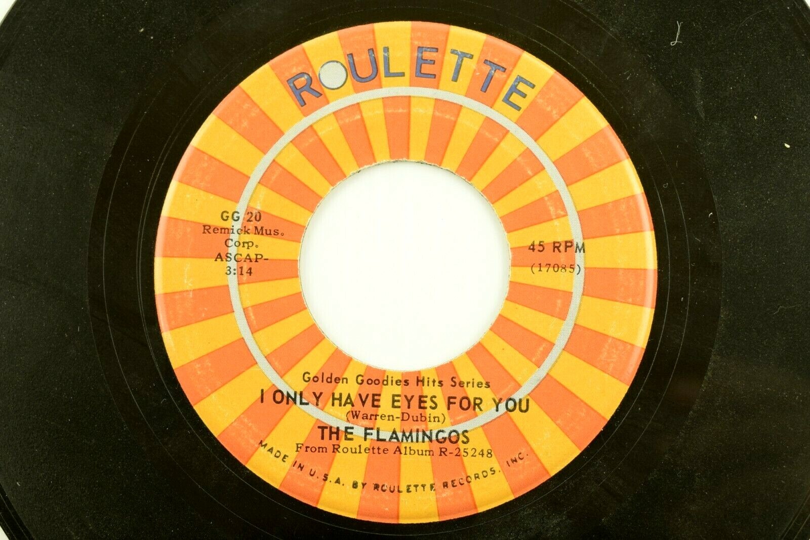 The Flamingos – Doo Wop Soul Roulette 45 RPM – Love Walked In Z1