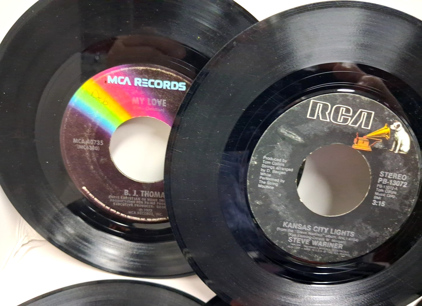 Vintage Lot of 18 45 Vinyl Records 7″ Assorted Labels Artists (mainly Country)