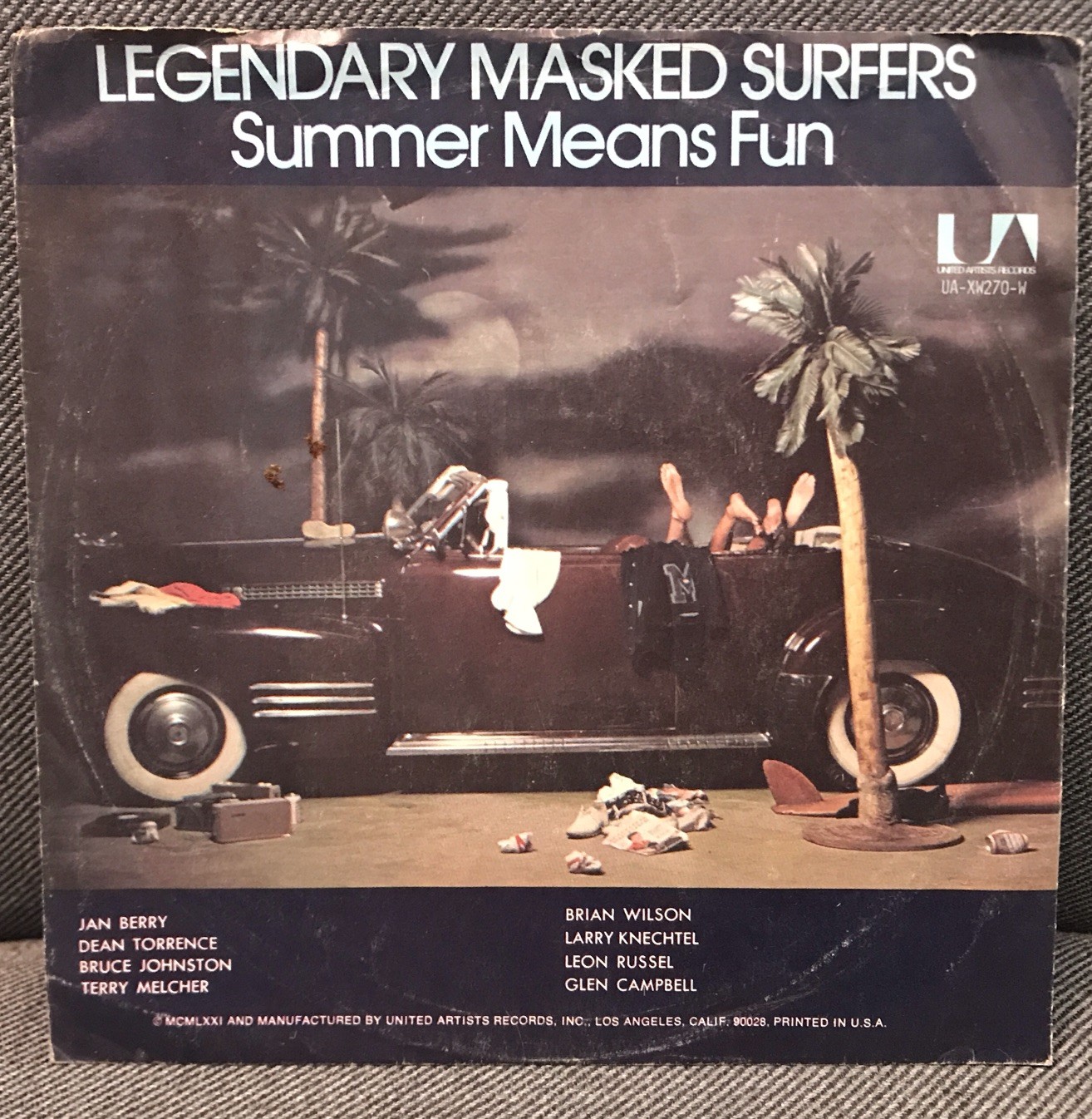 LEGENDARY MASKED SURFERS ~ Brian Wilson ~ Dean Torrence ~ Leon Russell PS & 45