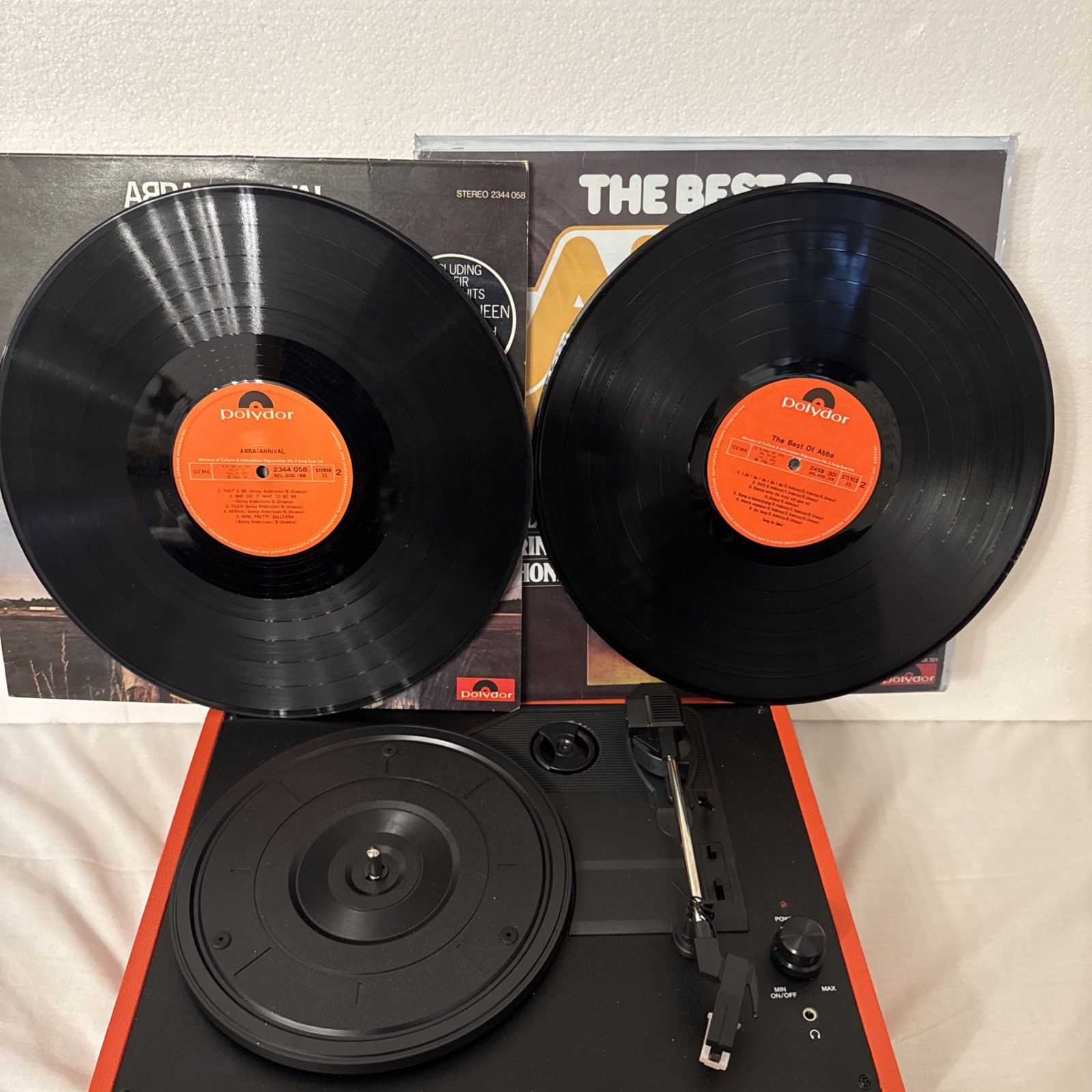 LOT OF 2 VINYL LP’S …..”THE BEST OF ABBA” …..”ABBA ARRIVAL”