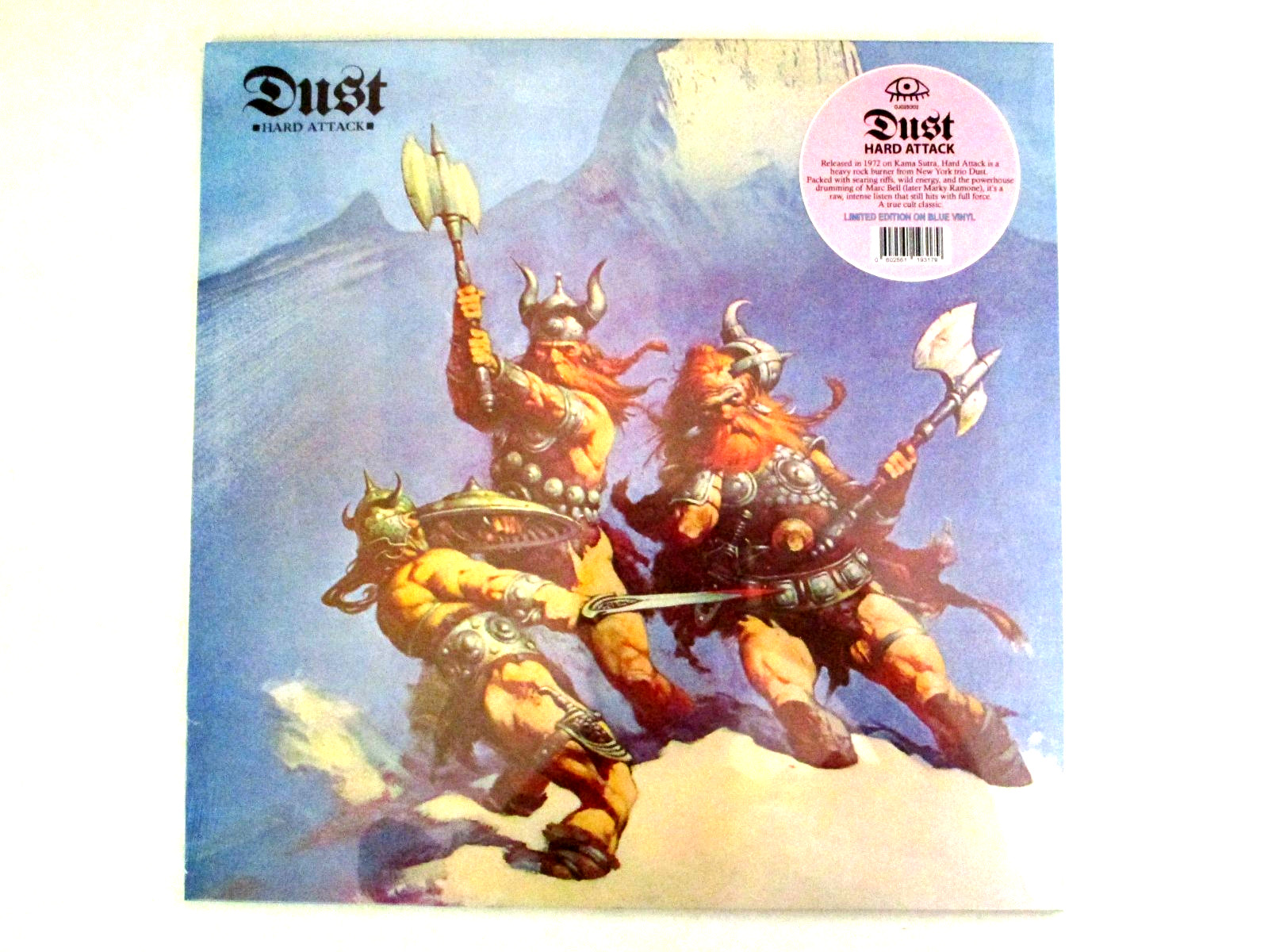DUST HARD ATTACK LP BLUE VINYL 1972 HARD ROCK / PROTO METAL