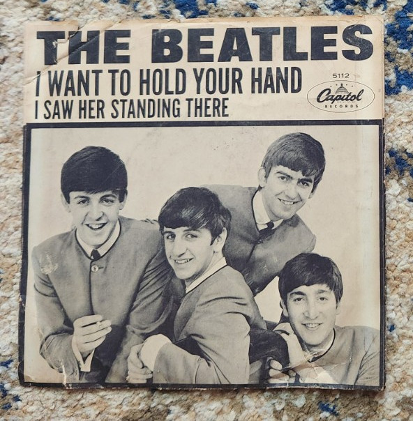 The Beatles I Want To Hold Your Hand Capitol 5112 45 RPM IAM Scranton PS VG