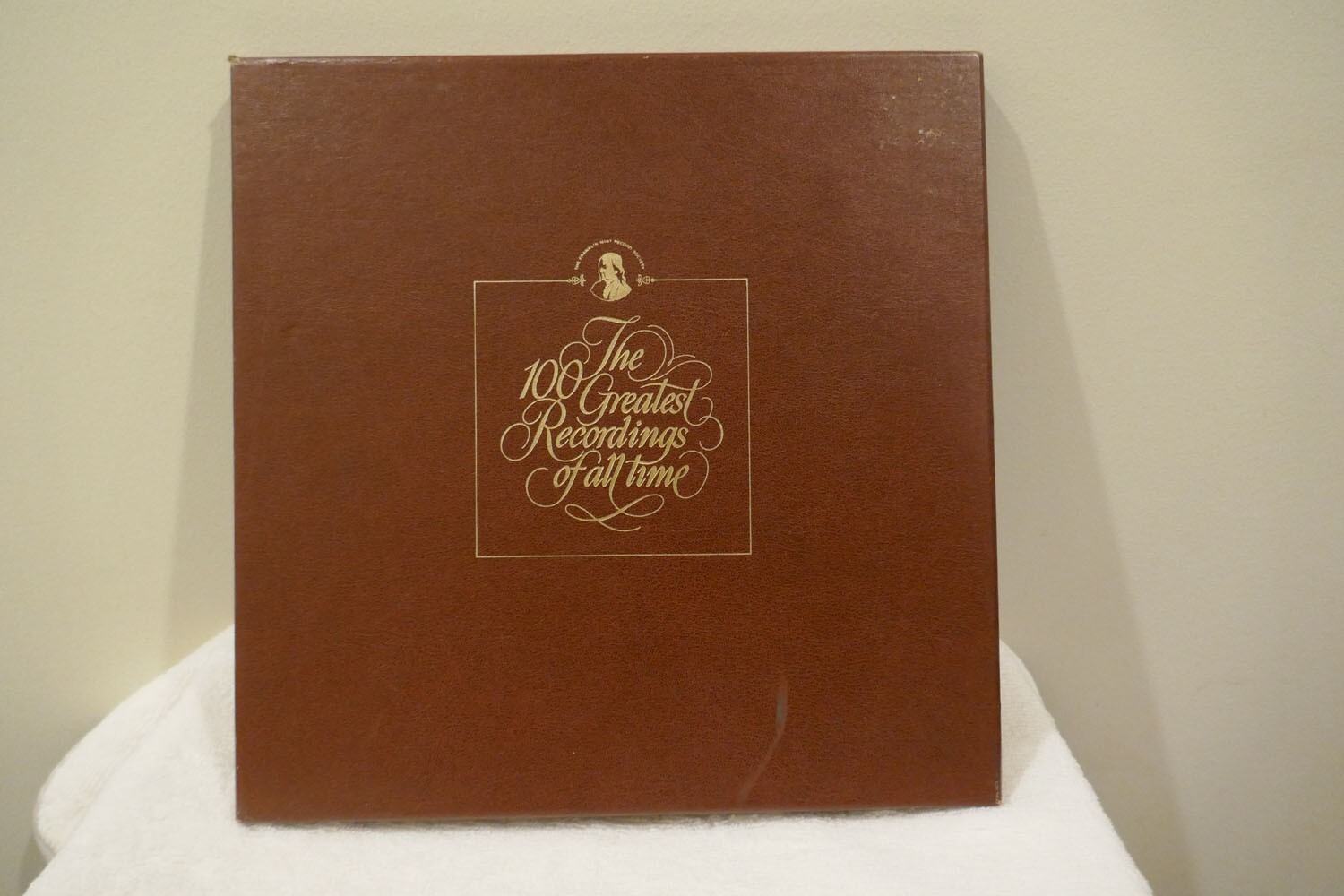 2 records 100 GREATEST RECORDINGS of all time – 2 sets green box and red box