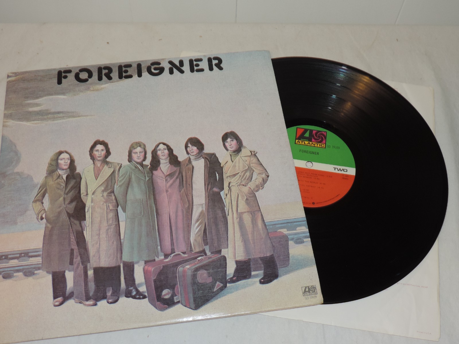 FOREIGNER Self-Titled Vinyl Lp~1977~Reissue~Atlantic Records SD 19109~VG+~Inner