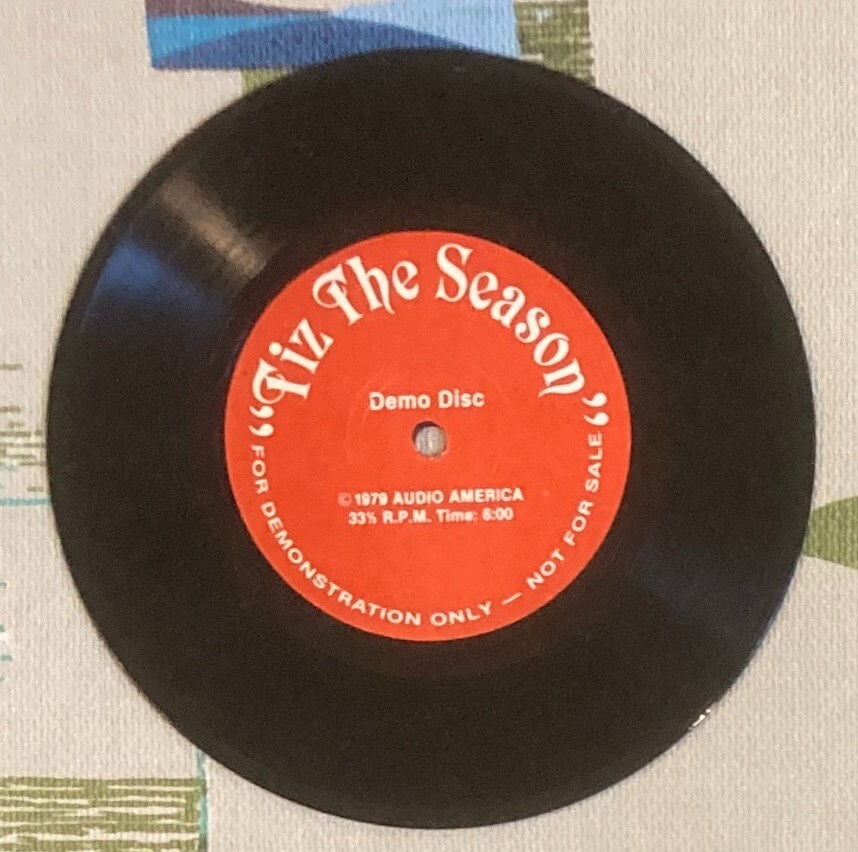 Tiz the Season / Countdown ’82 7″ Christmas New Year’s Radio Programming M-