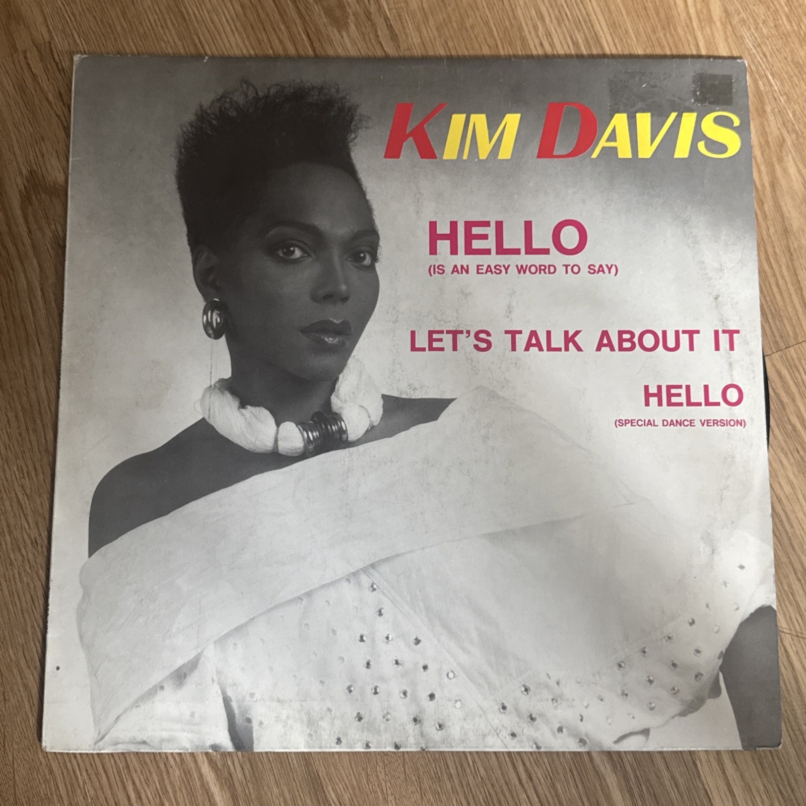 Kim Davis Hello 12″ SINGLE HI NRG ITALO Disco