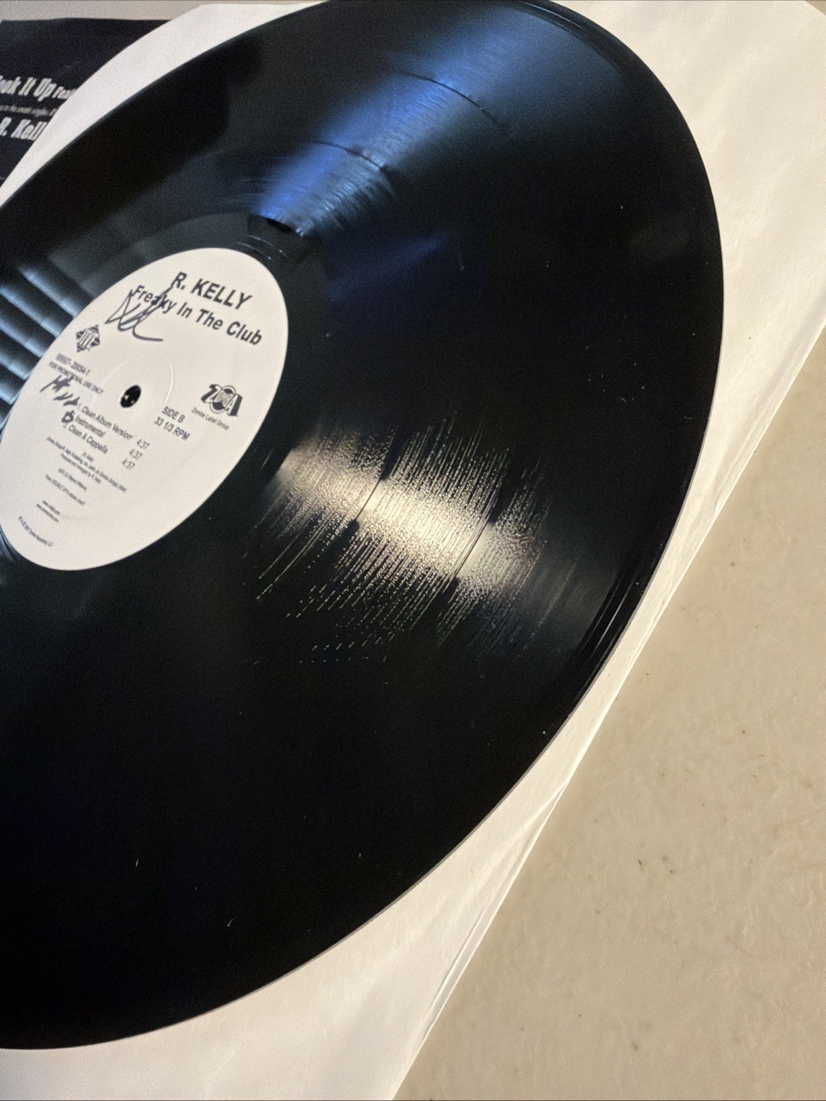 R. KELLY Feat. HUEY – HOOK IT UP / FREAKY IN THE CLUB – 12″ VINYL PROMO 2007