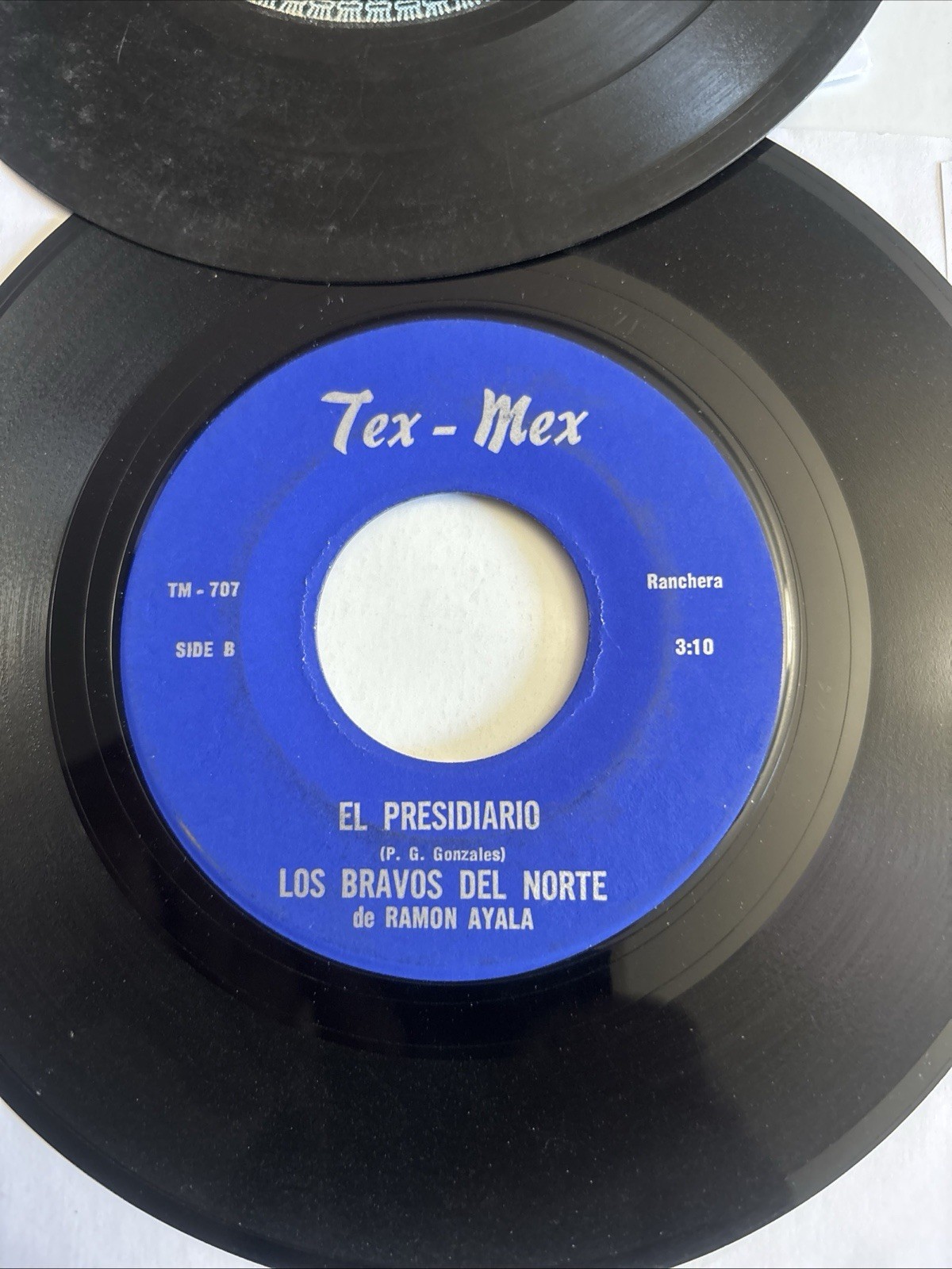 LOT OF 10 45’s Ramon Ayala Y Varios Mas Canciones