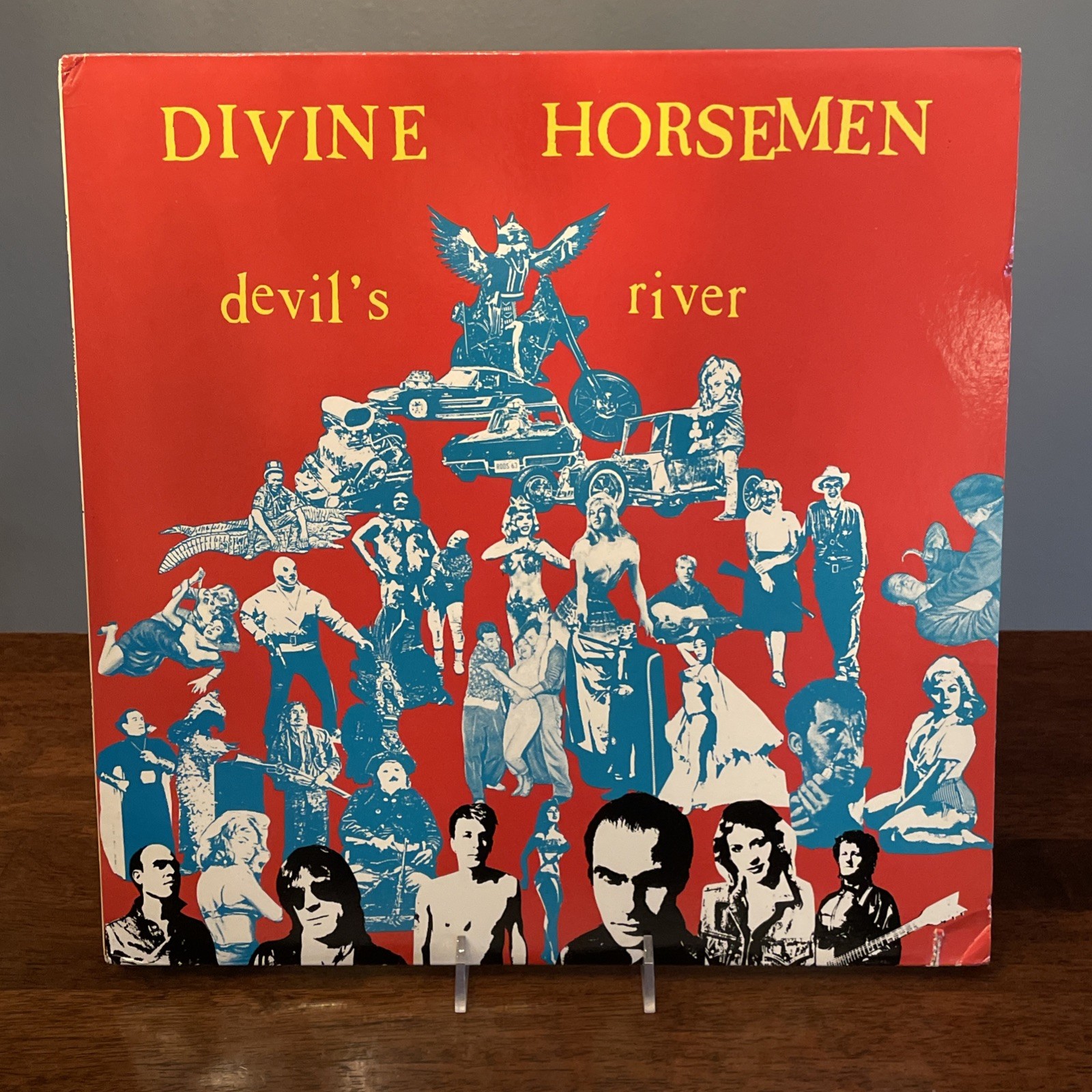 The Divine Horsemen Devils River Vinyl Record NM Includes Lyric Insert 1986￼