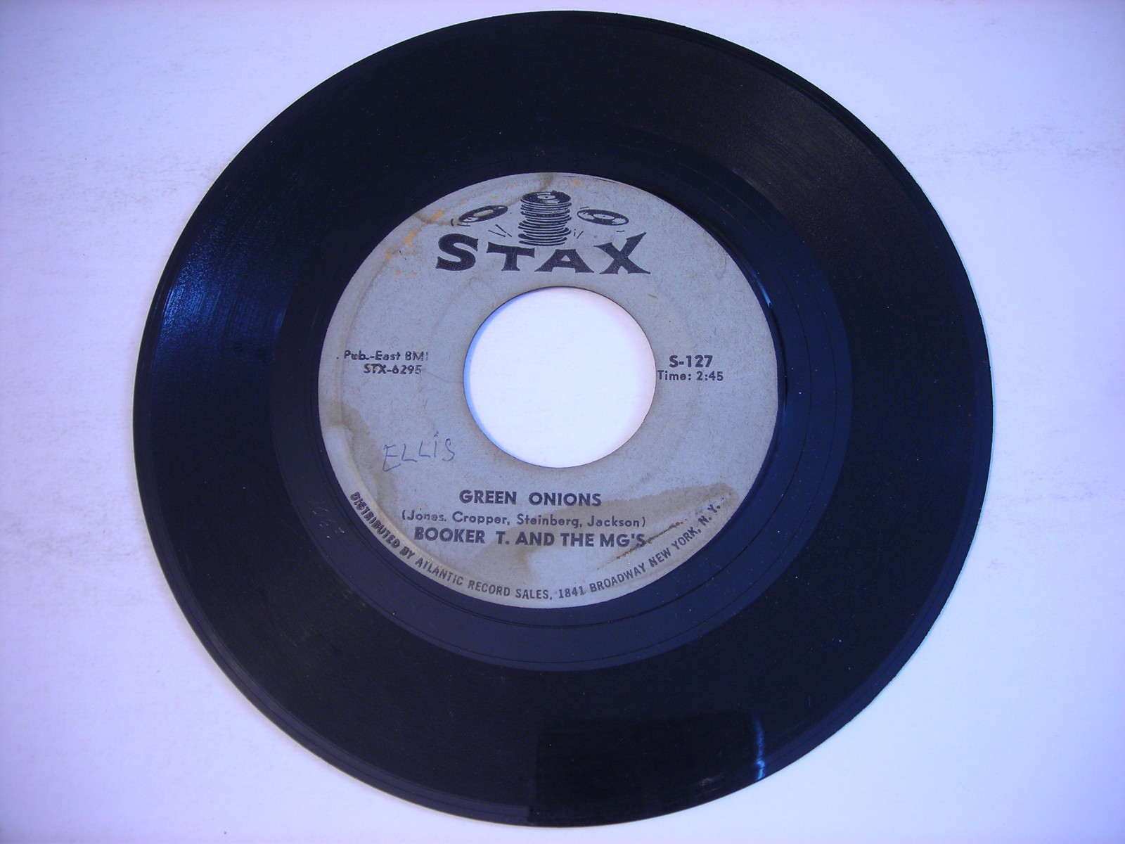 Booker T. & the MG’s Green Onions / Behave Yourself 1962 45rpm
