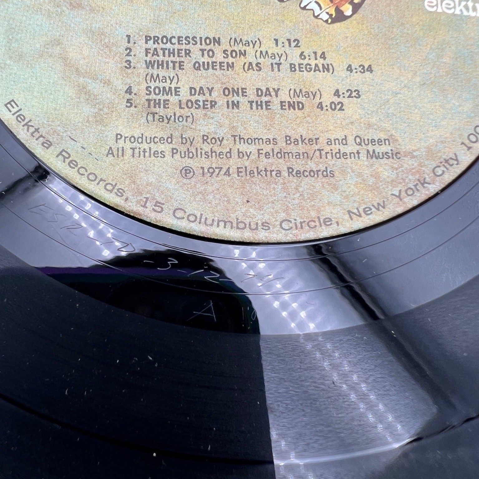 Queen – Queen II LP Record 1974 Elektra Rock 33 RPM US Press