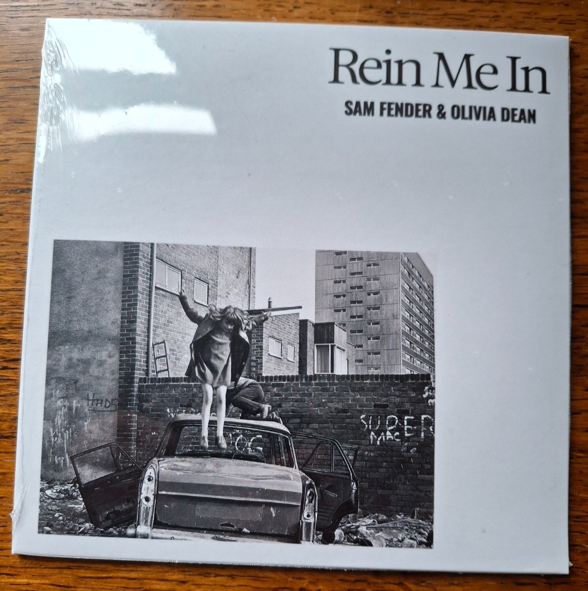 OLIVIA DEAN & SAM FENDER REIN ME IN RSD LIMITED EDITION 7″..NEW & SEALED