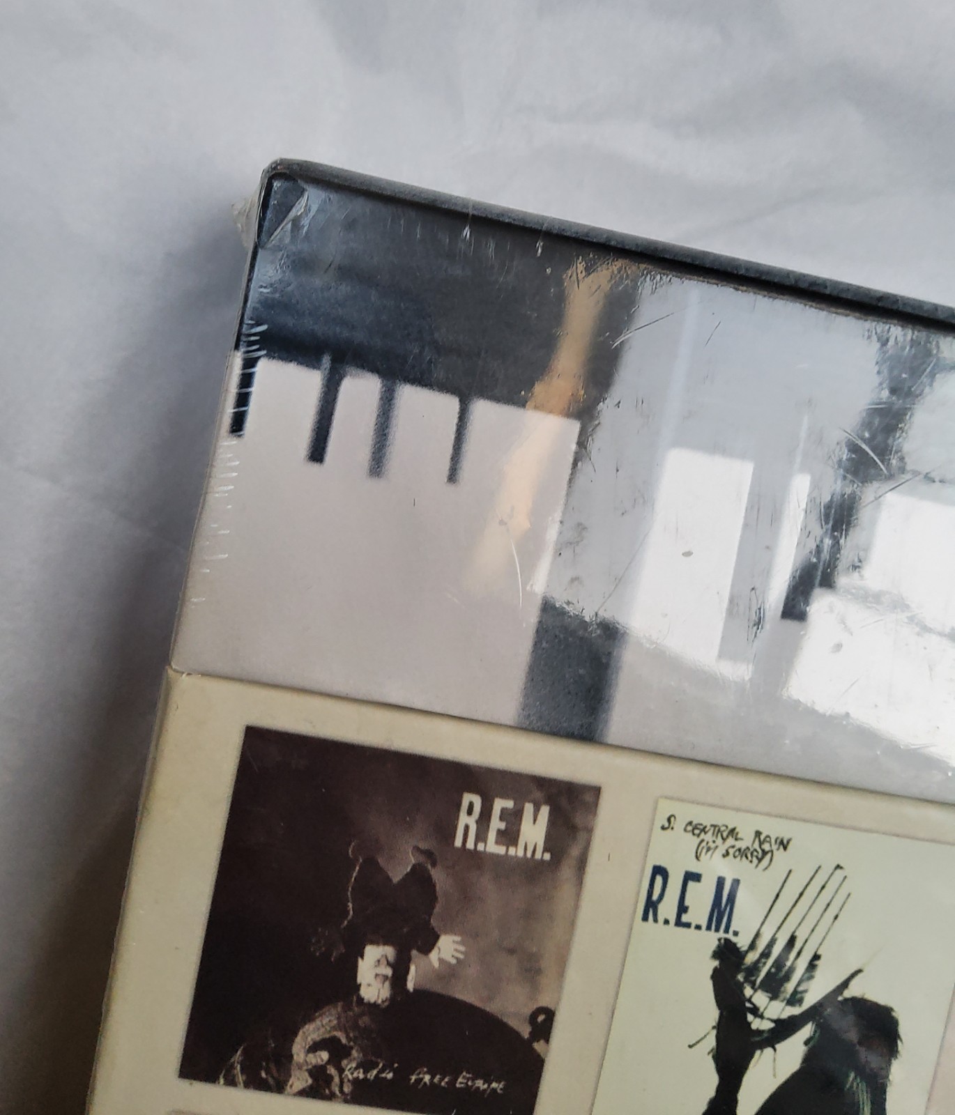 R.E.M. 7IN-83-88 I.R.S. 11 X 7″ Singles Collection VINYL BOX SET Sealed