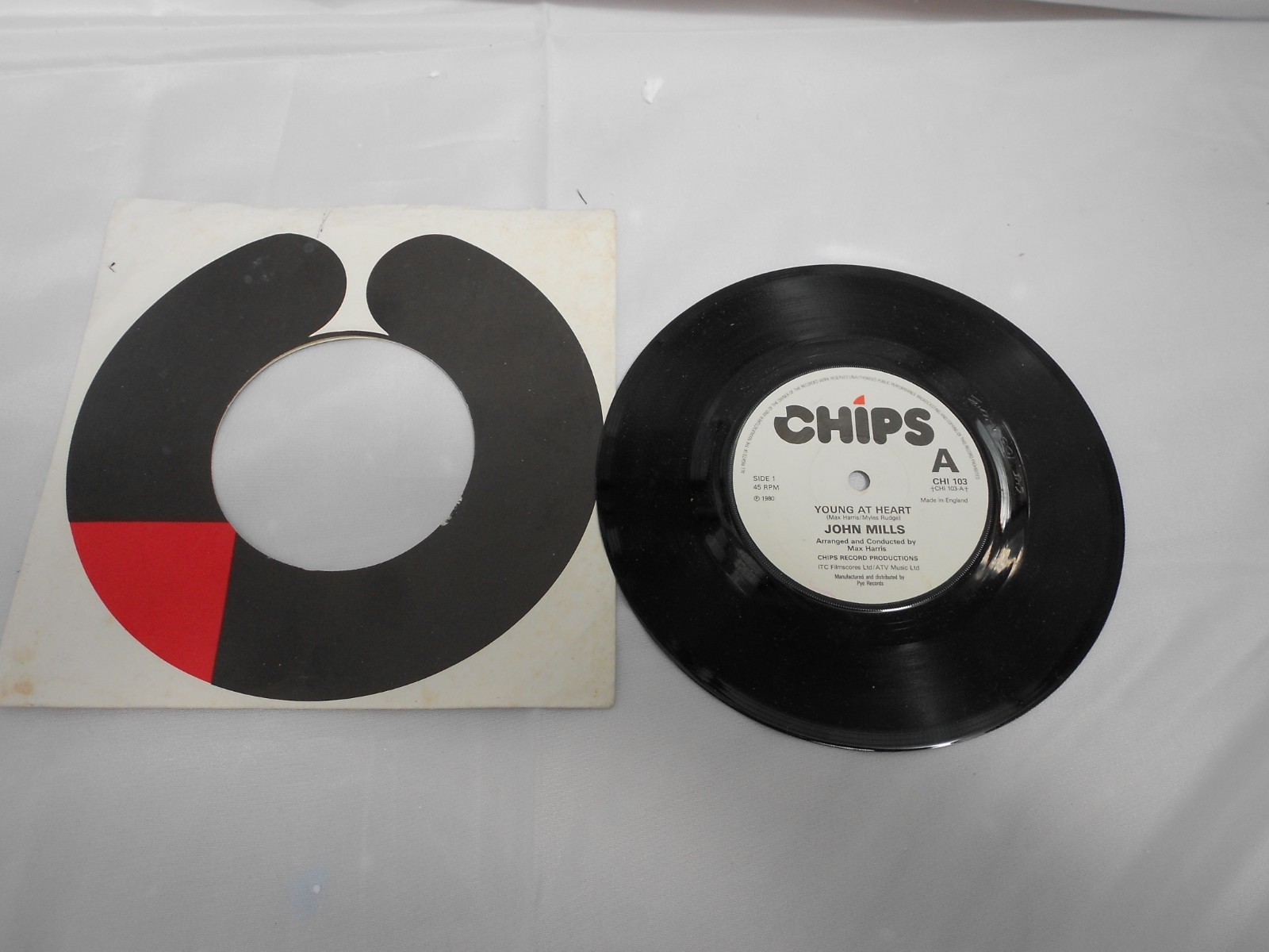 Pye records John mills Young at heart 7″ record (1980) in good condition