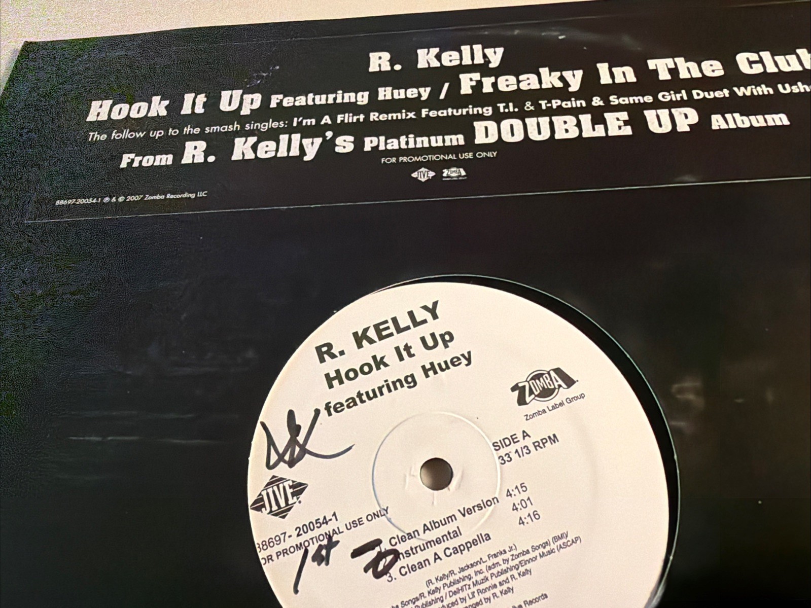 R. KELLY Feat. HUEY – HOOK IT UP / FREAKY IN THE CLUB – 12″ VINYL PROMO 2007