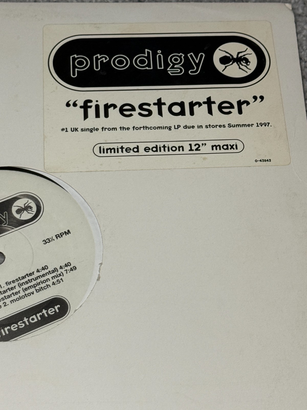 Prodigy Firestarter Limited Edition 12″ Maxi Vinyl Maverick 0-43843 – 1996