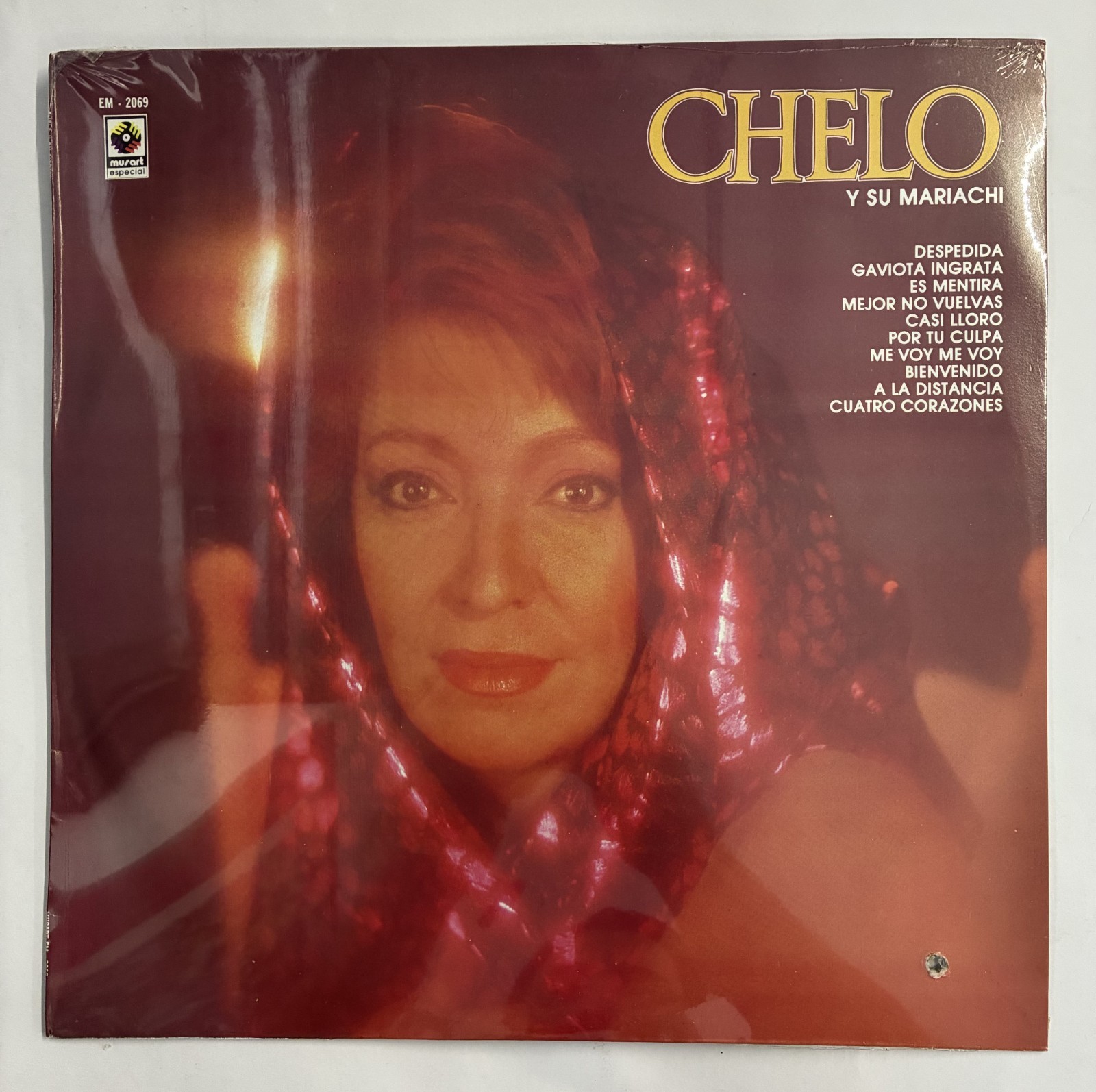 CHELO Y SU MARIACHI – CHELO Y SU MARIACHI – 1988 MEXICAN LP PUNCH HOLE COVER