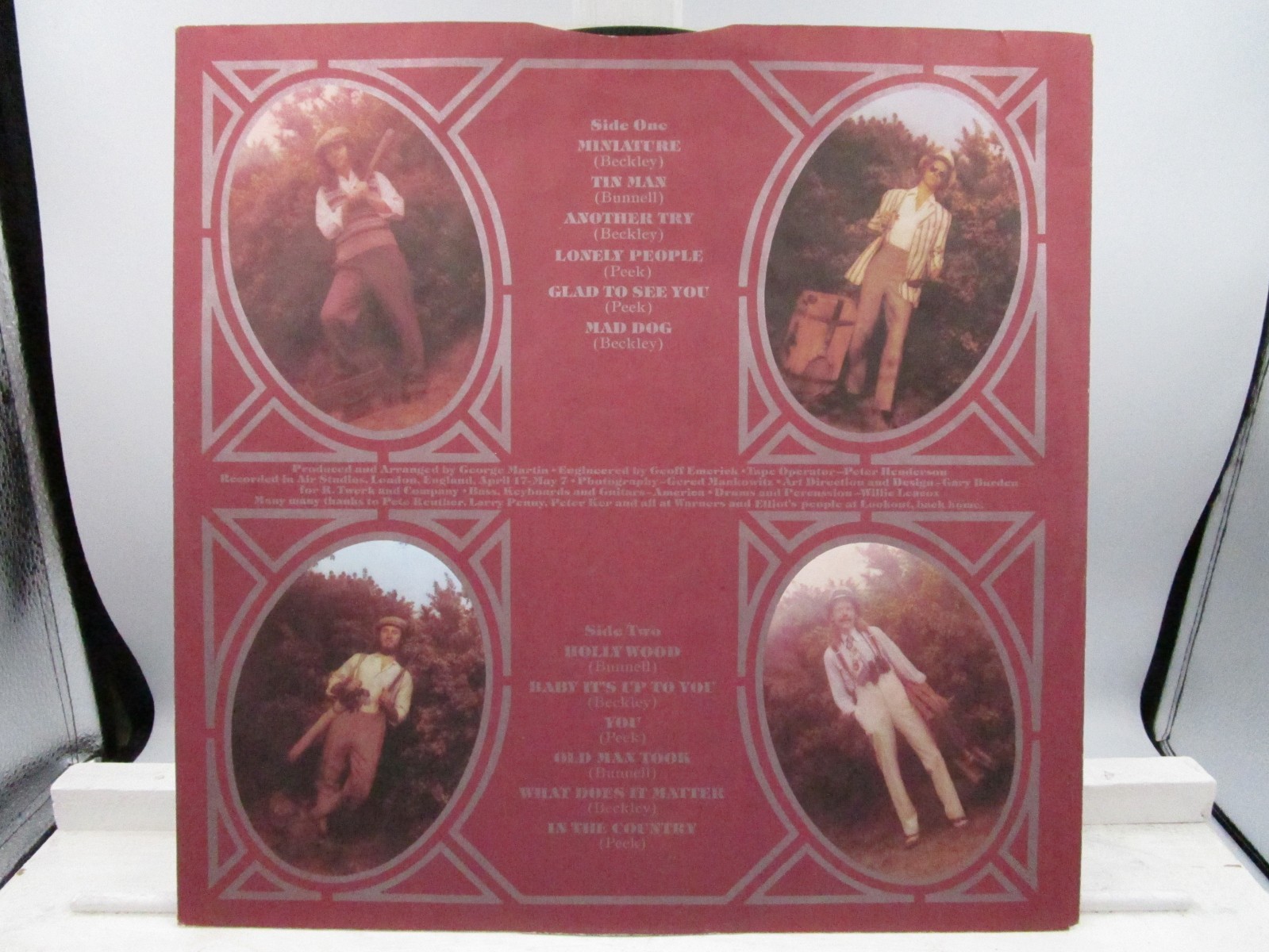 AMERICA HOLIDAY LP