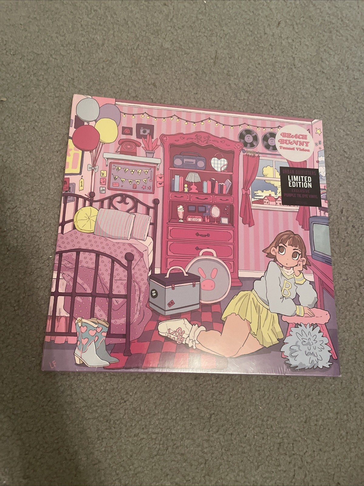 Beach Bunny Tunnel Vision UO Exclusive LP Tie Dye Purple Vinyl Sealed New Urban