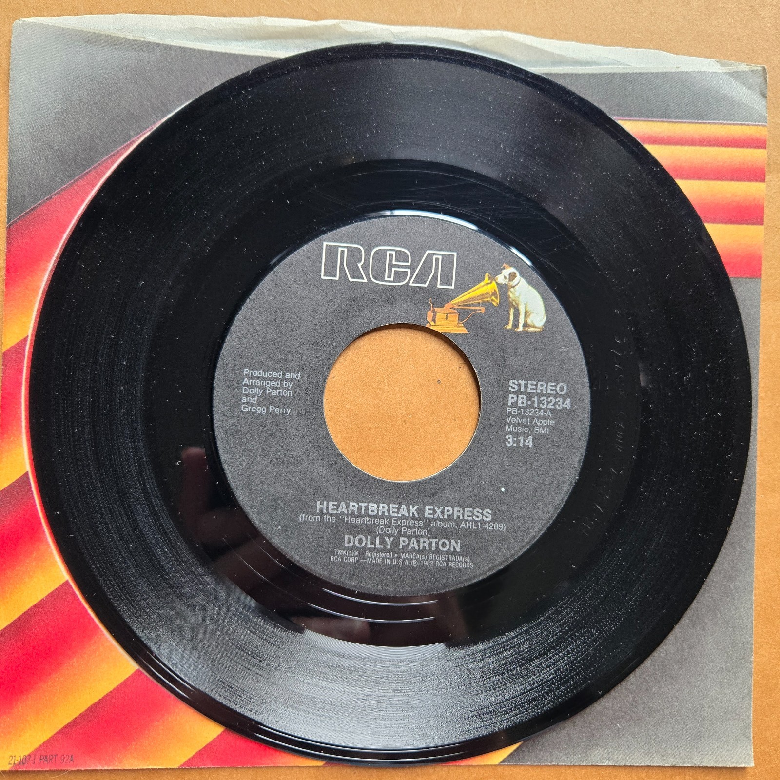 DOLLY PARTON Heartbreak Express/Act Like A Fool COUNTRY RCA 45 7″ Record Vinyl