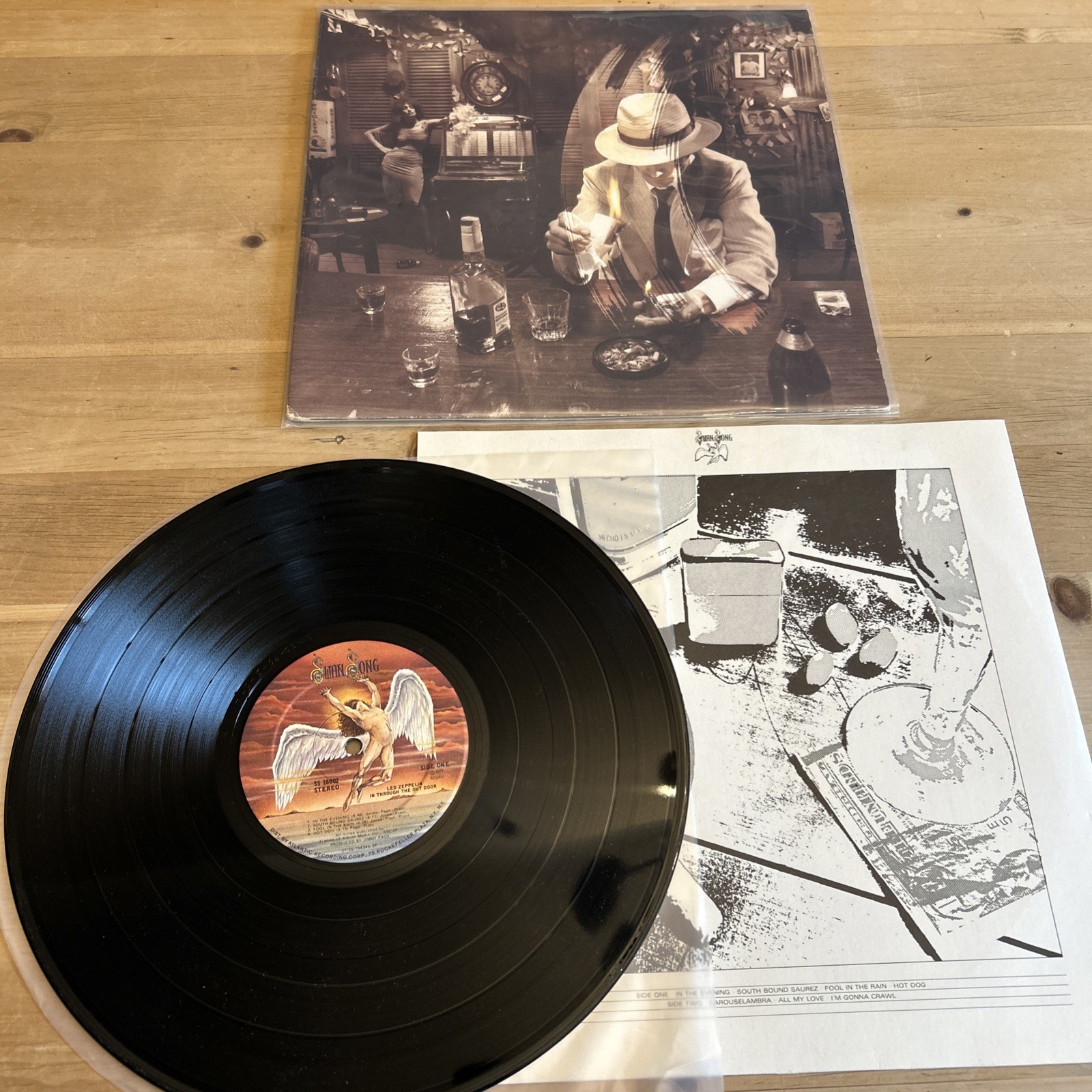 Led Zeppelin In Through The Out Door Vinyl 1979 1st Press Cover Strawberry