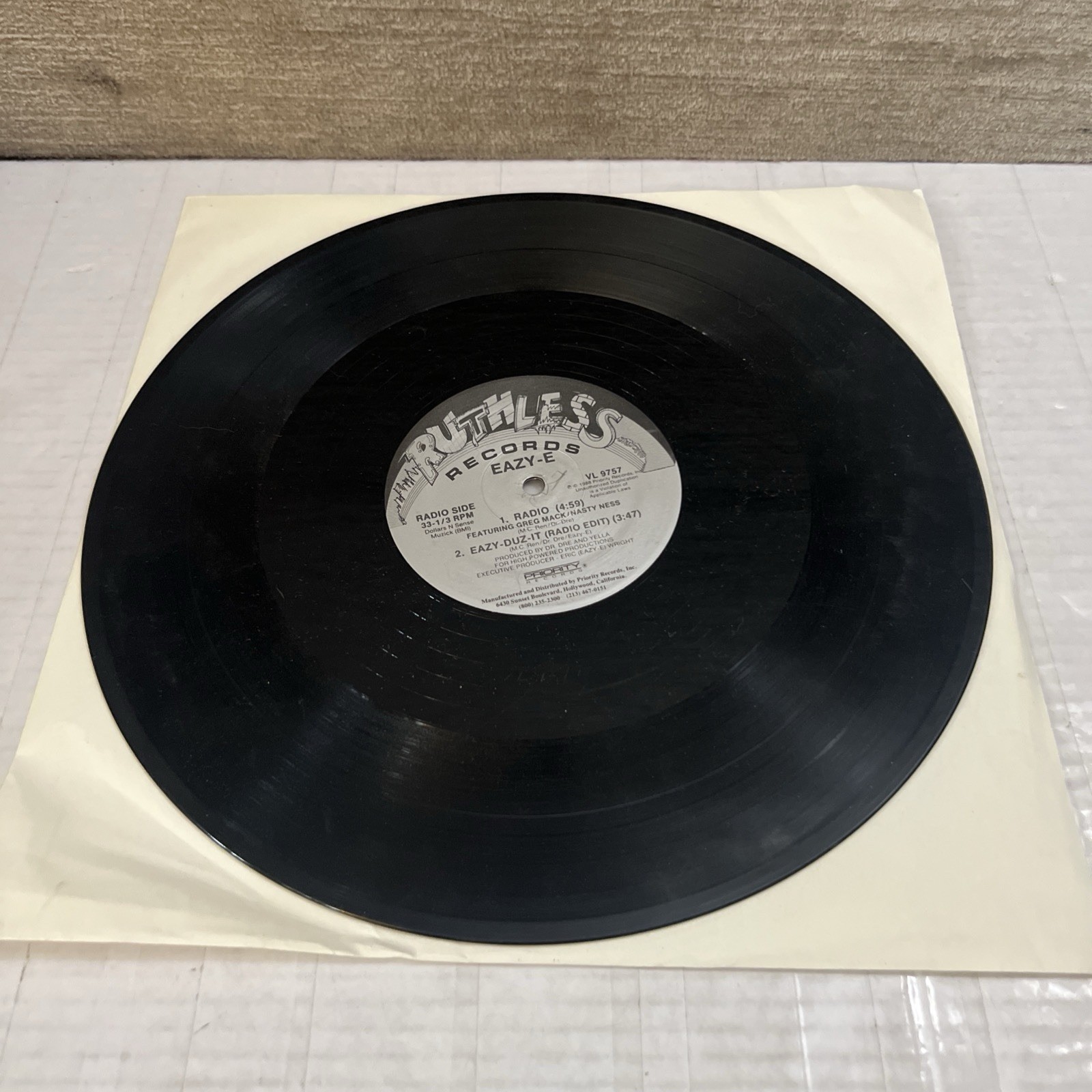 Eazy-E Eazy-Duz-It Original 12” Single Vinyl Record Ruthless VL-9757 1988 12″