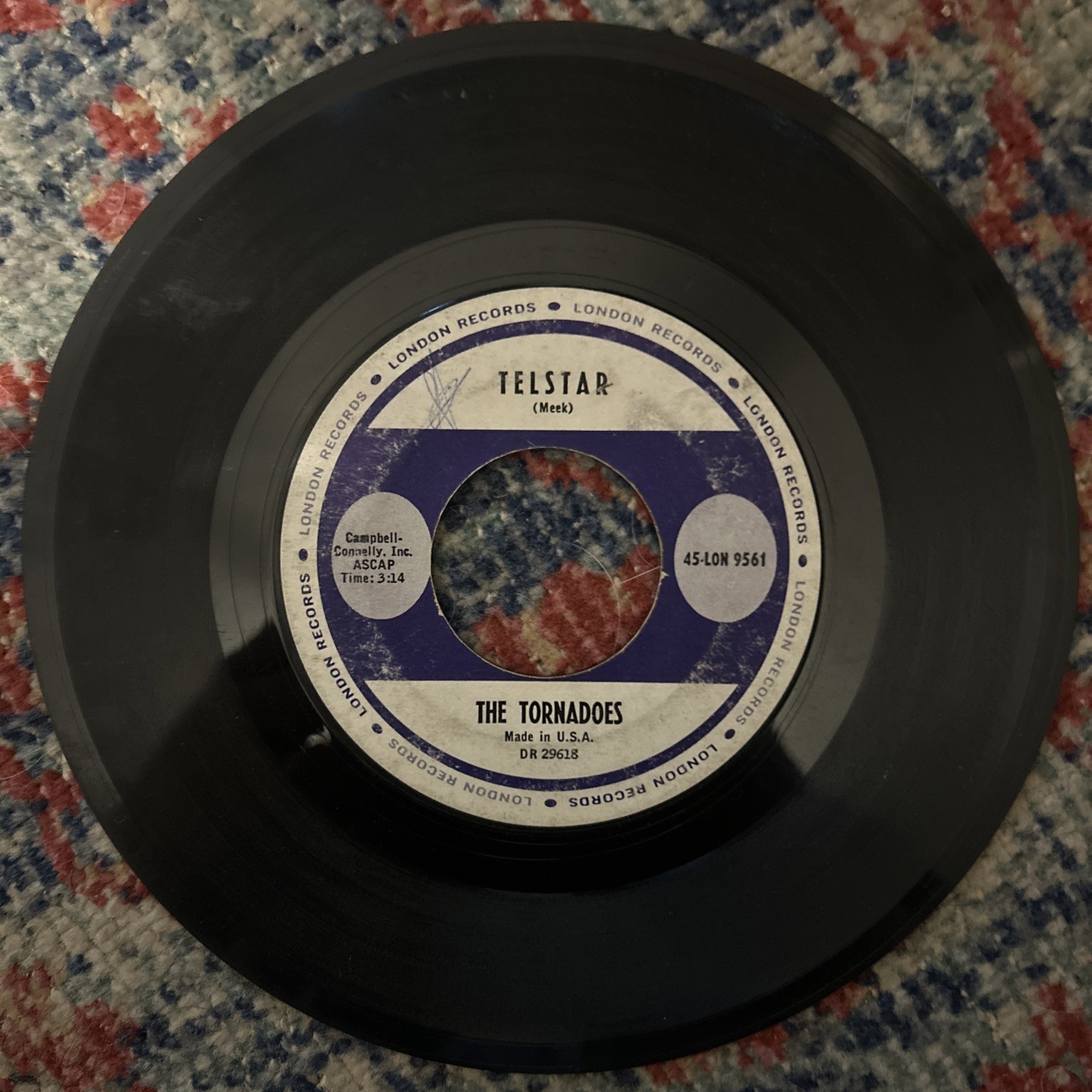 The Tornadoes – Telstar / Jungle Fever -45RPM VG F191