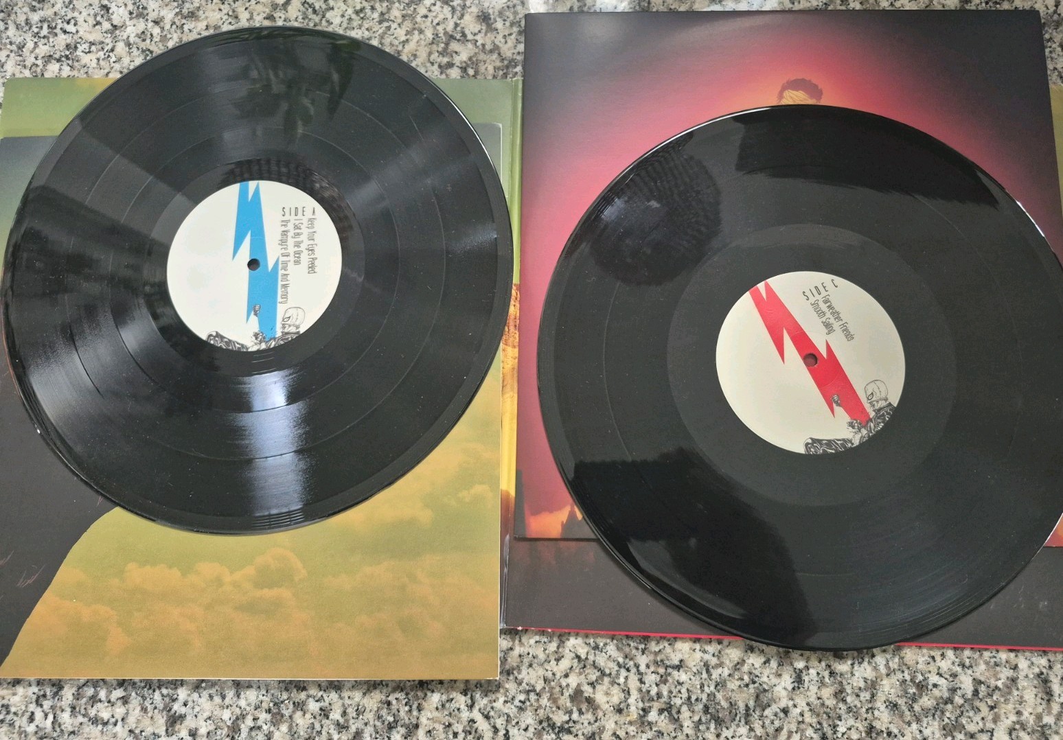 Queens Of The Stone Age – Like Clockwork 2 LP, Vinyl 45 RPM, 2017 Remastered